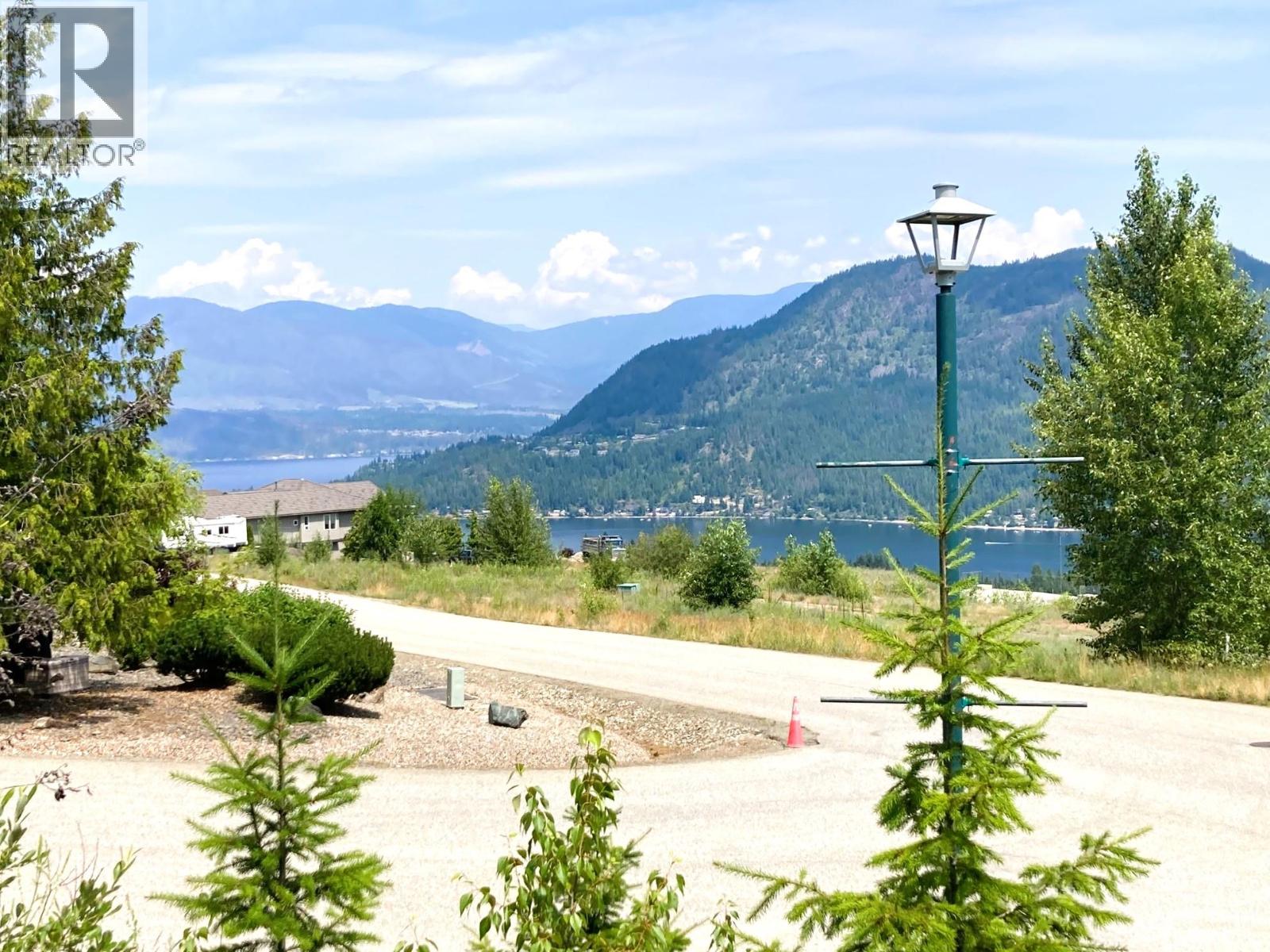 2555 Highlands Drive, Blind Bay, British Columbia  V0E 1H1 - Photo 3 - 10393300