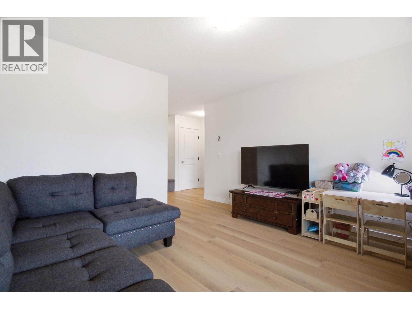 4004 34 Street Unit# 207 Lot# 15, Vernon, British Columbia  V1T 5Y2 - Photo 4 - 10391395