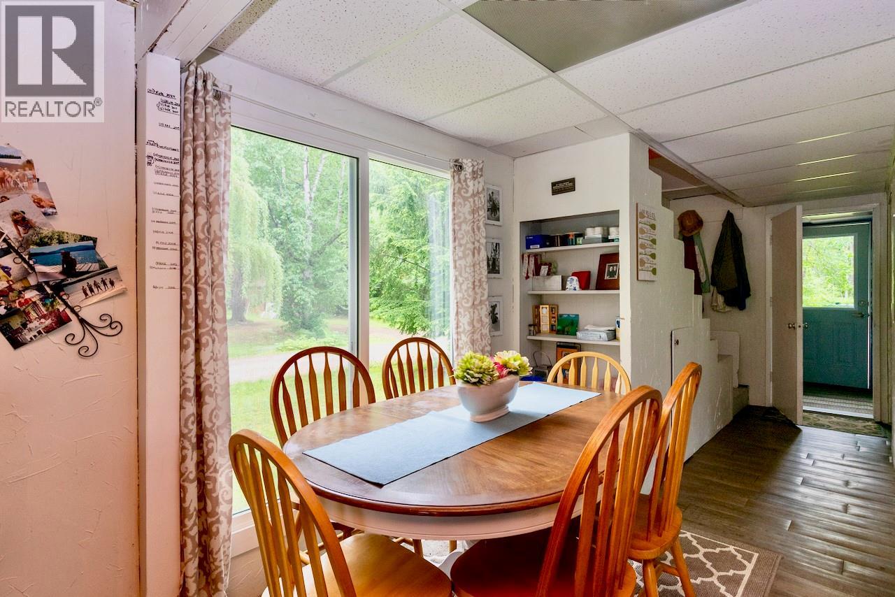 1281 Hoskins Road, Seymour Arm, British Columbia  V0E 1M0 - Photo 15 - 10392676
