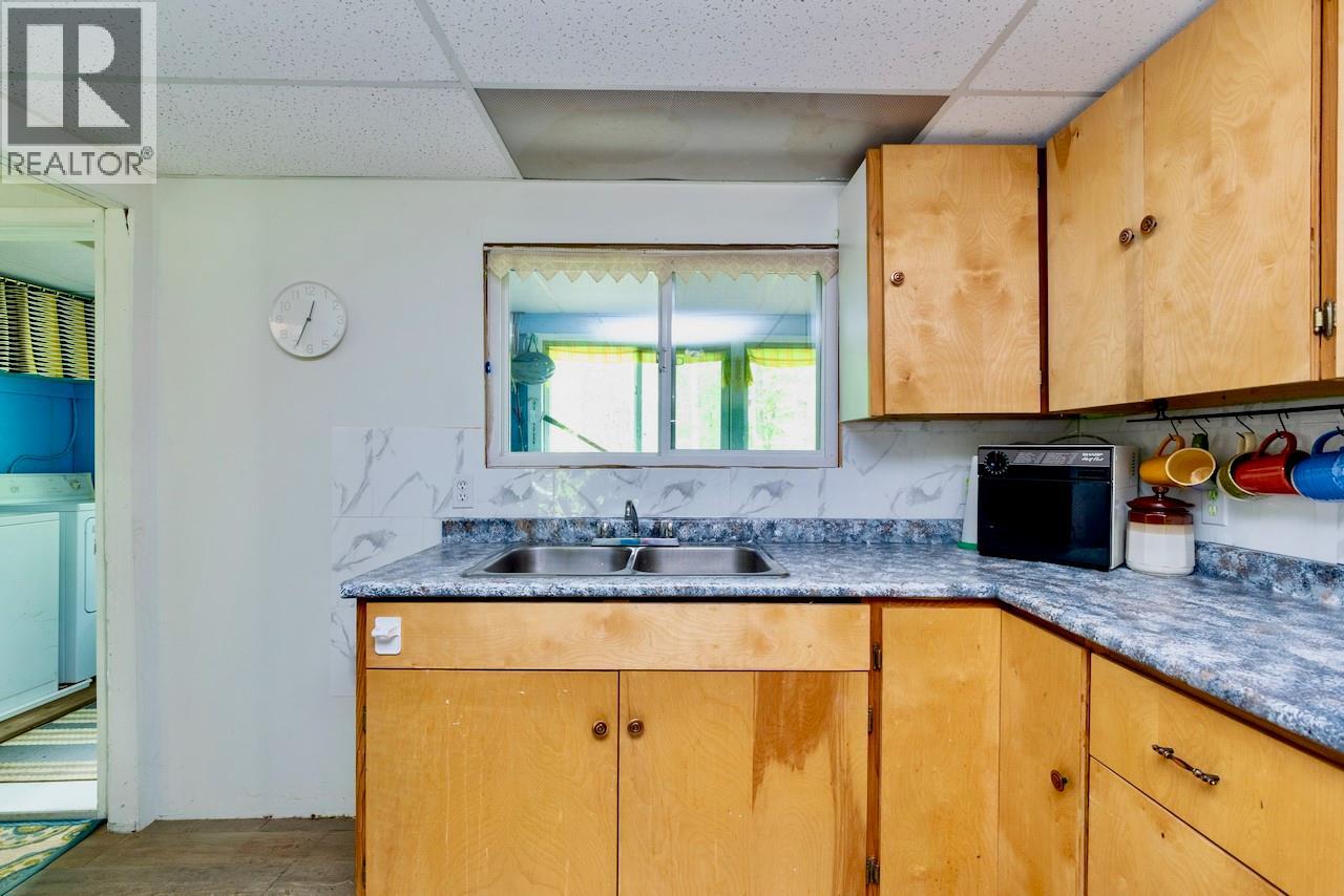 1281 Hoskins Road, Seymour Arm, British Columbia  V0E 1M0 - Photo 20 - 10392676