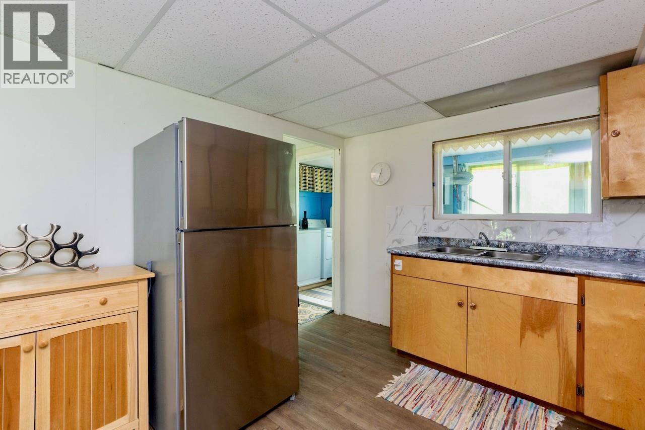 1281 Hoskins Road, Seymour Arm, British Columbia  V0E 1M0 - Photo 22 - 10392676