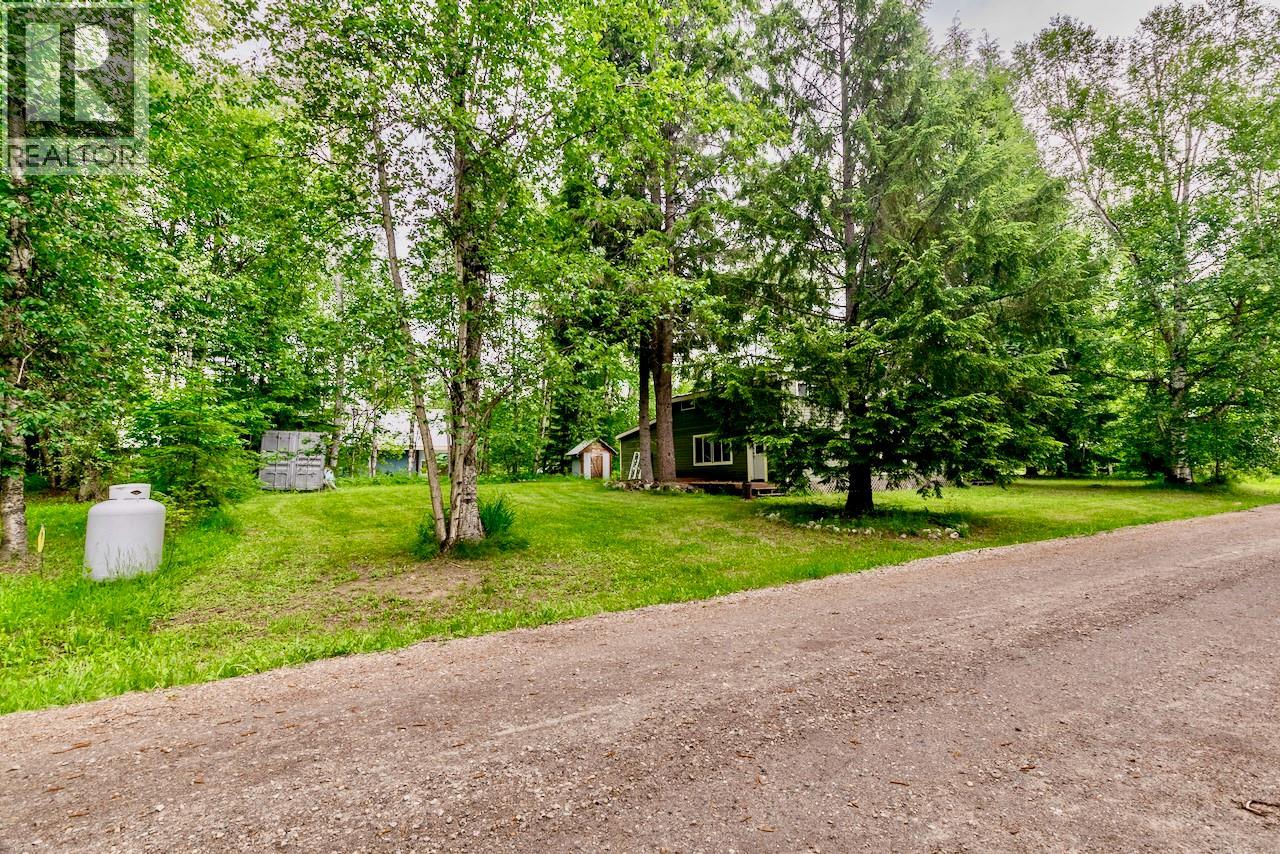 1281 Hoskins Road, Seymour Arm, British Columbia  V0E 1M0 - Photo 47 - 10392676