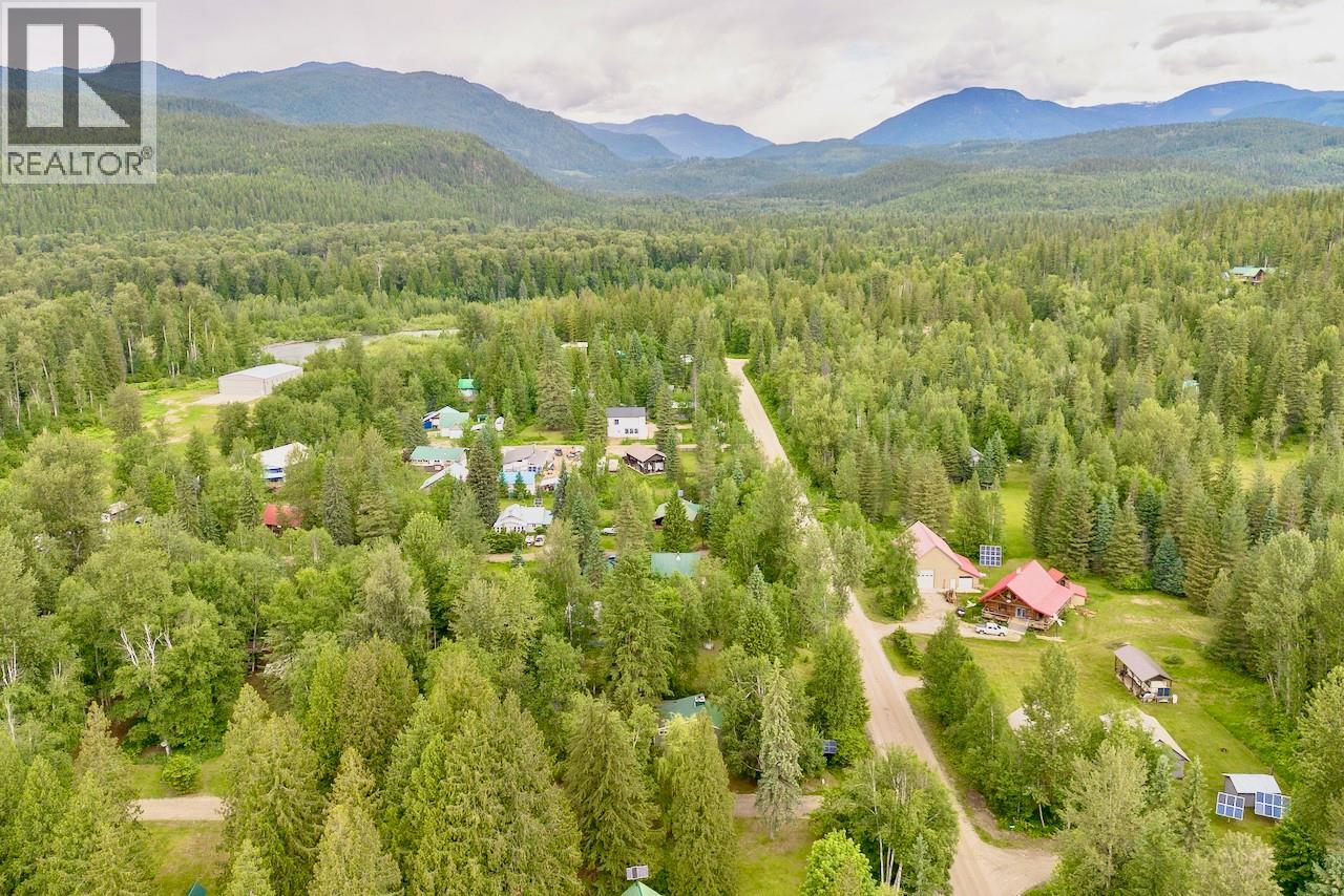 1281 Hoskins Road, Seymour Arm, British Columbia  V0E 1M0 - Photo 57 - 10392676