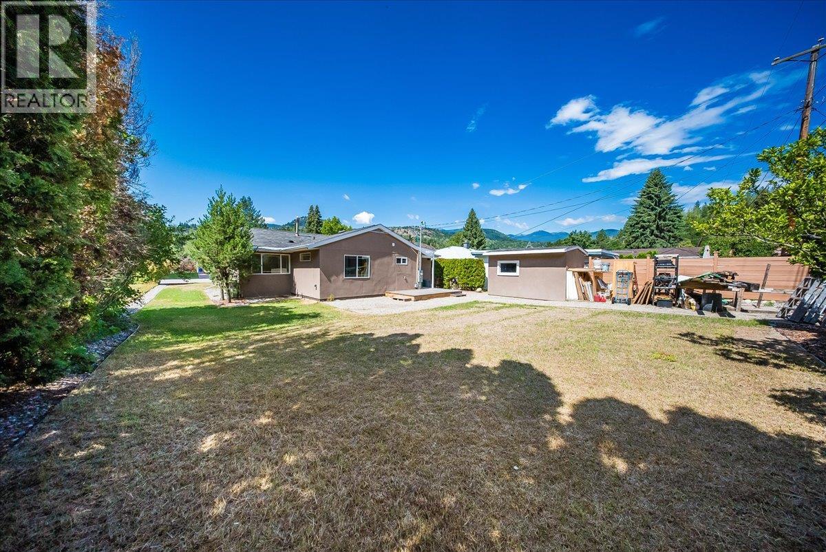 53 Hazlewood Drive, Trail, British Columbia  V1R 1G1 - Photo 36 - 10393129