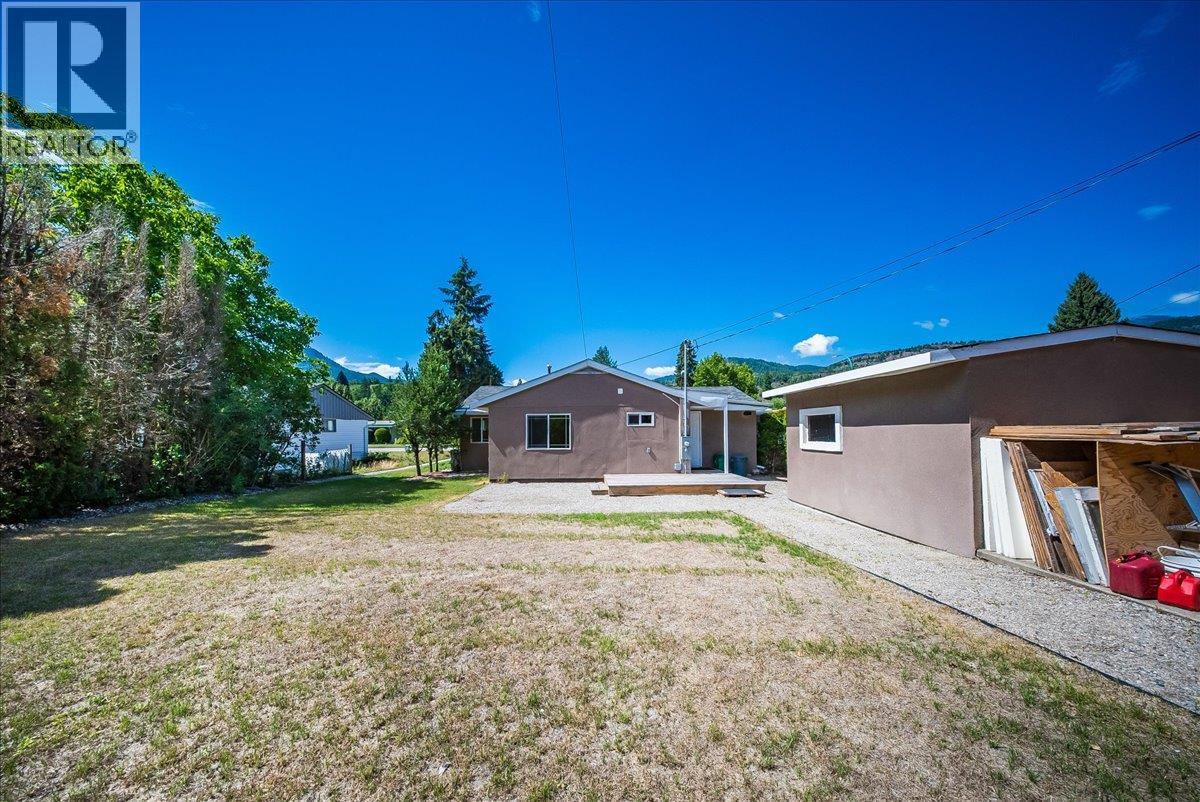53 Hazlewood Drive, Trail, British Columbia  V1R 1G1 - Photo 37 - 10393129