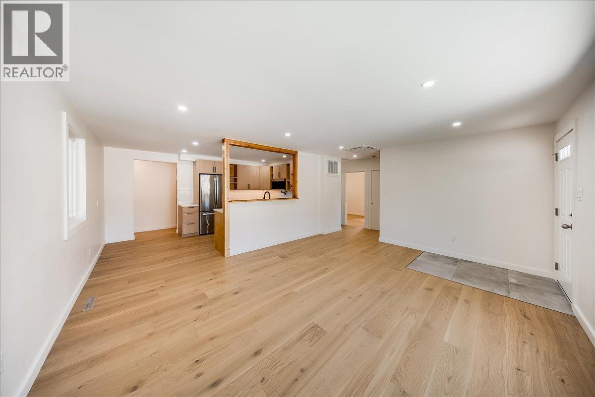 53 Hazlewood Drive, Trail, British Columbia  V1R 1G1 - Photo 6 - 10393129