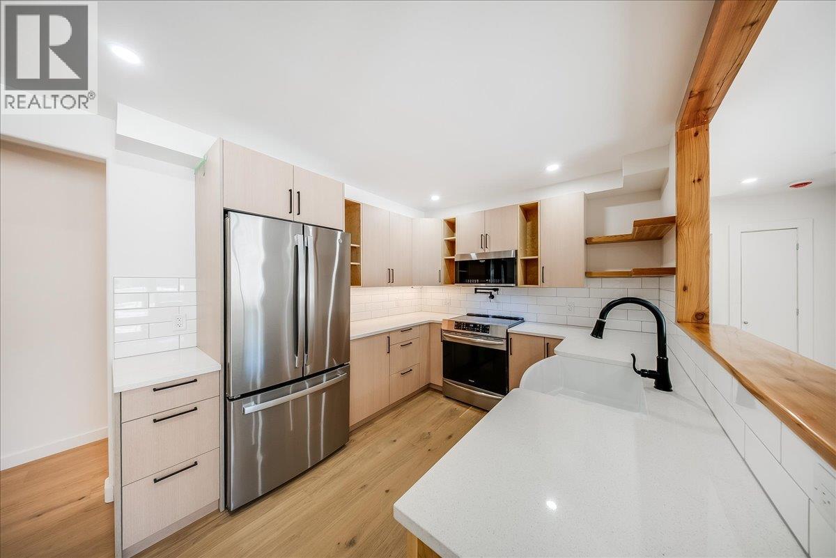 53 Hazlewood Drive, Trail, British Columbia  V1R 1G1 - Photo 7 - 10393129