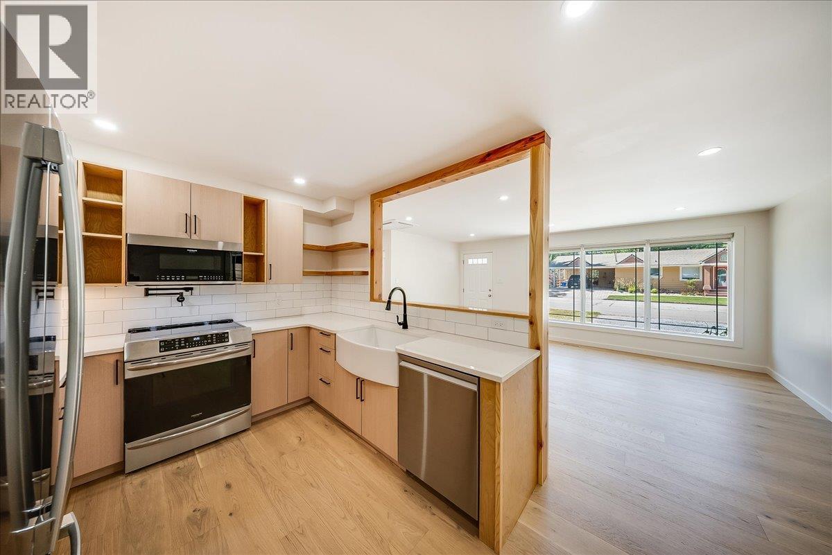 53 Hazlewood Drive, Trail, British Columbia  V1R 1G1 - Photo 9 - 10393129