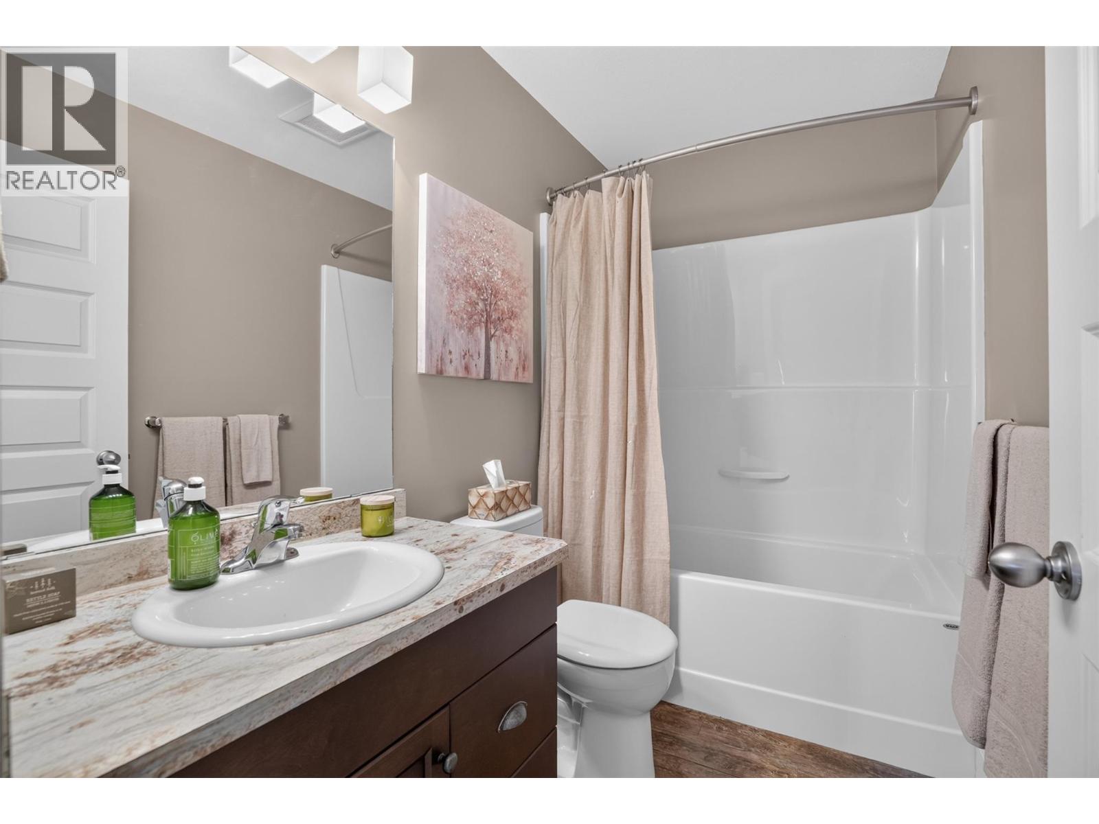 1115 West Richards Street, Nelson, British Columbia  V1L 5T3 - Photo 29 - 10393009