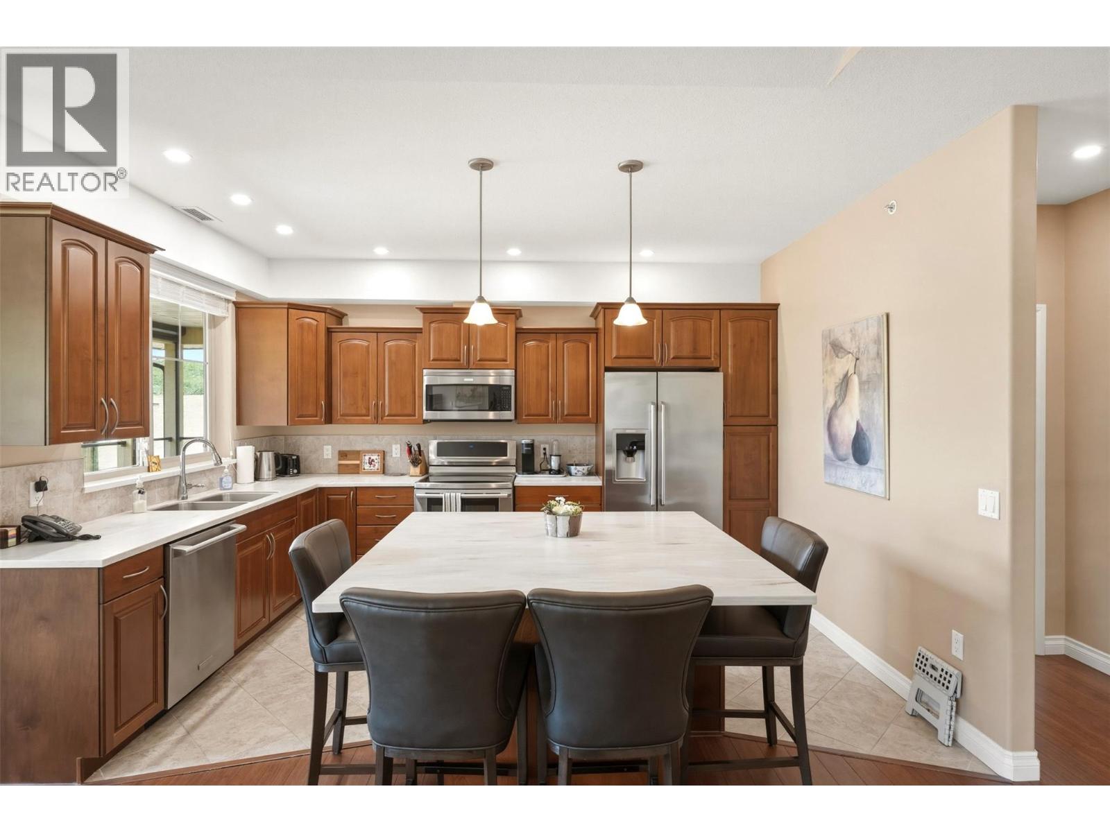 921 Spillway Road Unit# 405b, Oliver, British Columbia  V0H 1T2 - Photo 3 - 10392822
