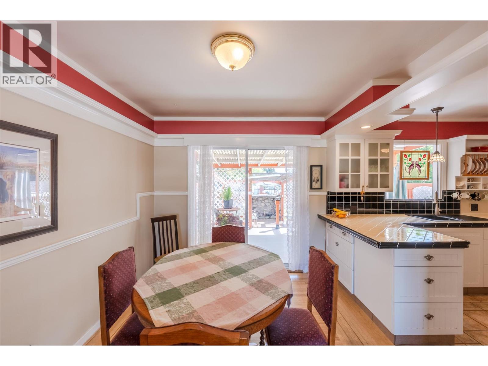 76 Huth Avenue, Penticton, British Columbia  V2A 2Z8 - Photo 10 - 10393361