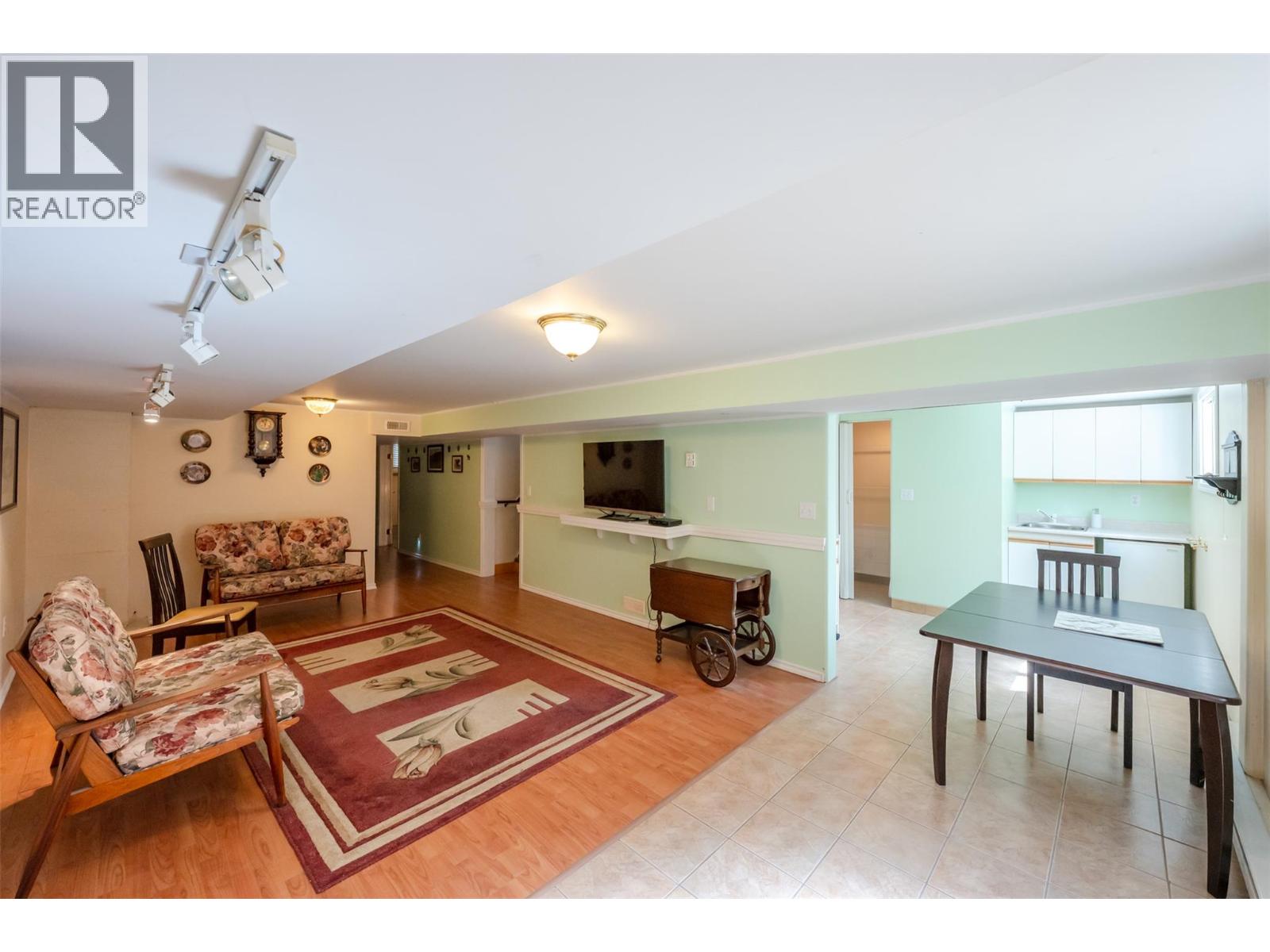 76 Huth Avenue, Penticton, British Columbia  V2A 2Z8 - Photo 33 - 10393361