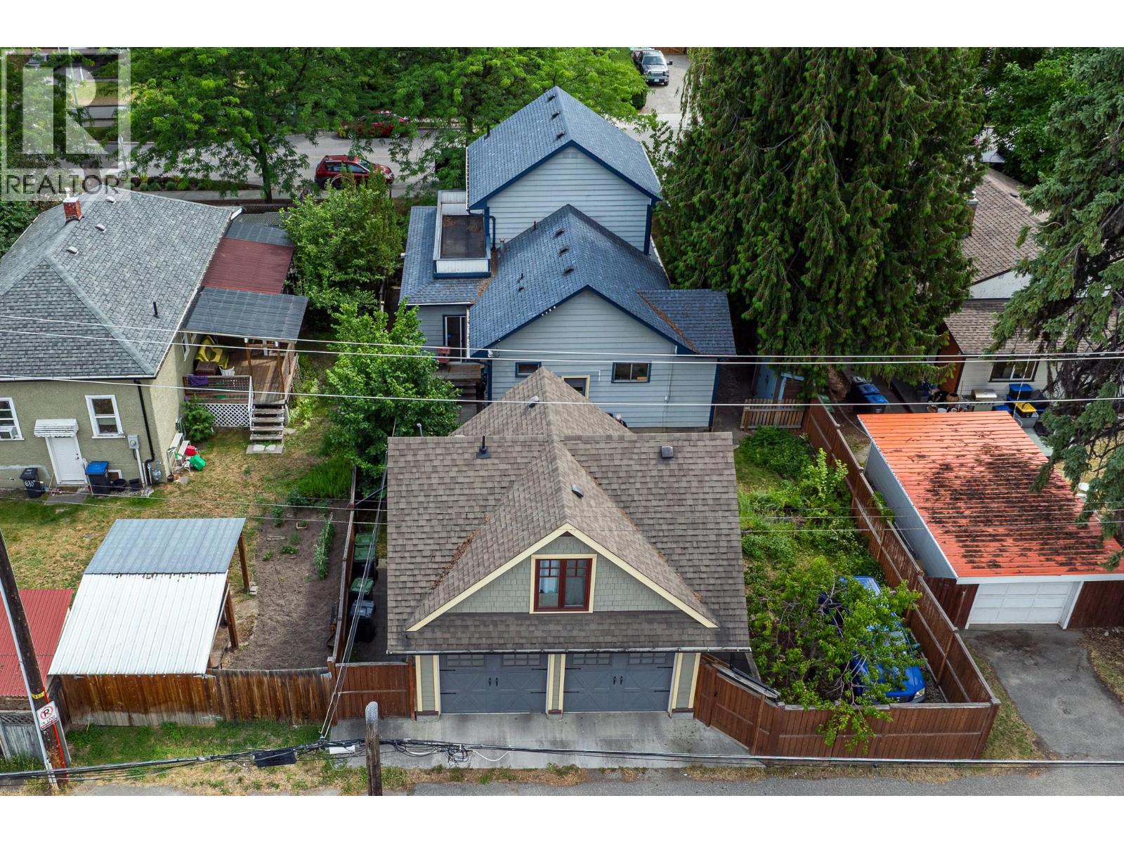 822 Lawrence Avenue, Kelowna, British Columbia  V1Y 6L9 - Photo 2 - 10393210
