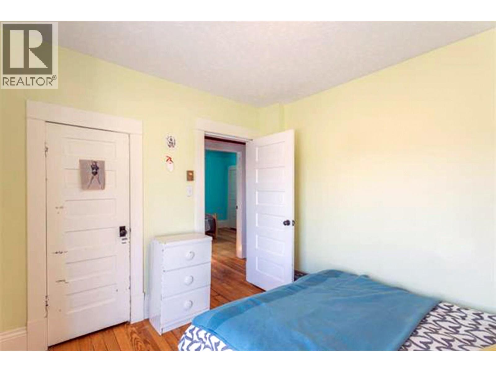 822 Lawrence Avenue, Kelowna, British Columbia  V1Y 6L9 - Photo 29 - 10393210