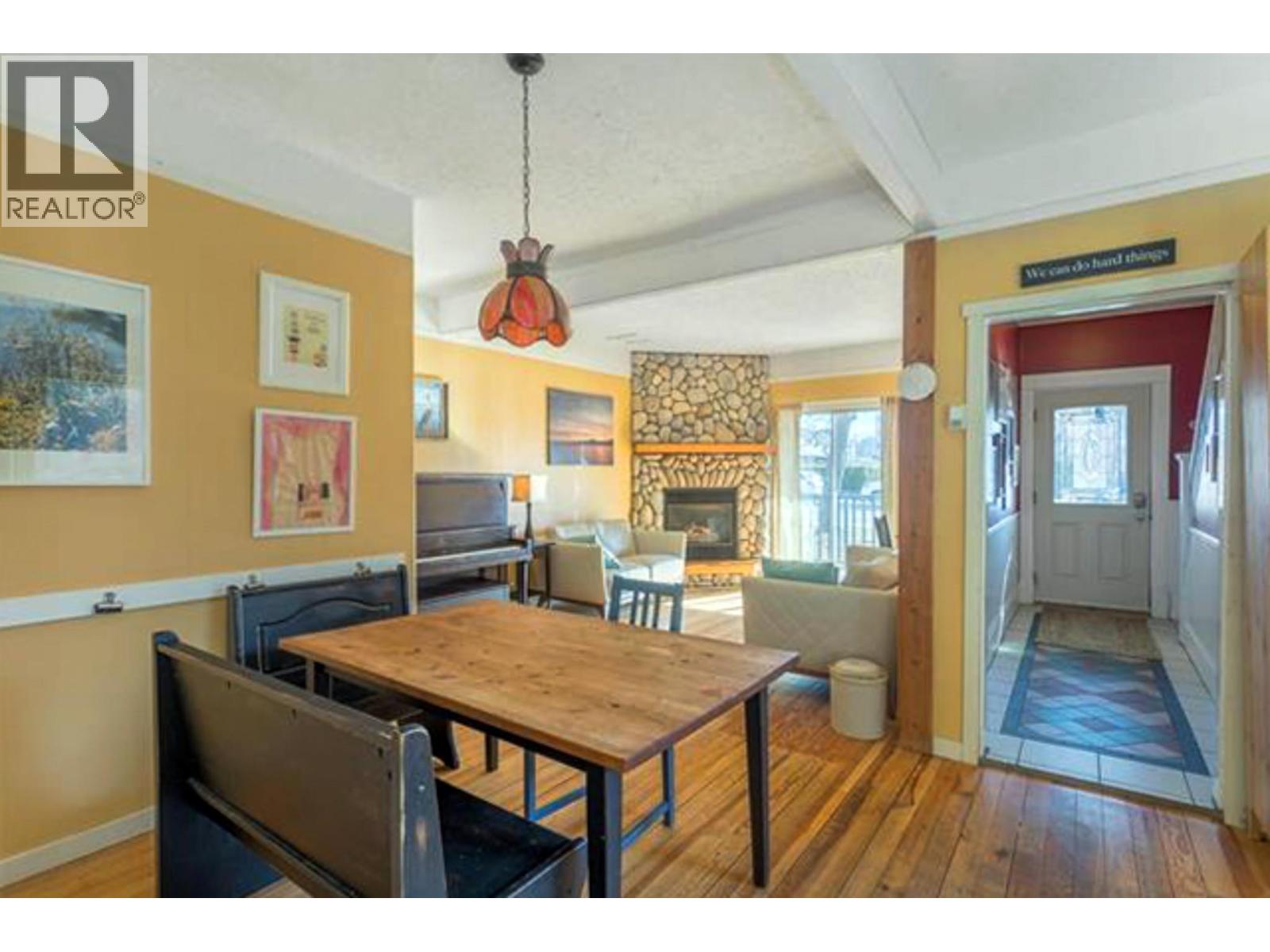 822 Lawrence Avenue, Kelowna, British Columbia  V1Y 6L9 - Photo 35 - 10393210