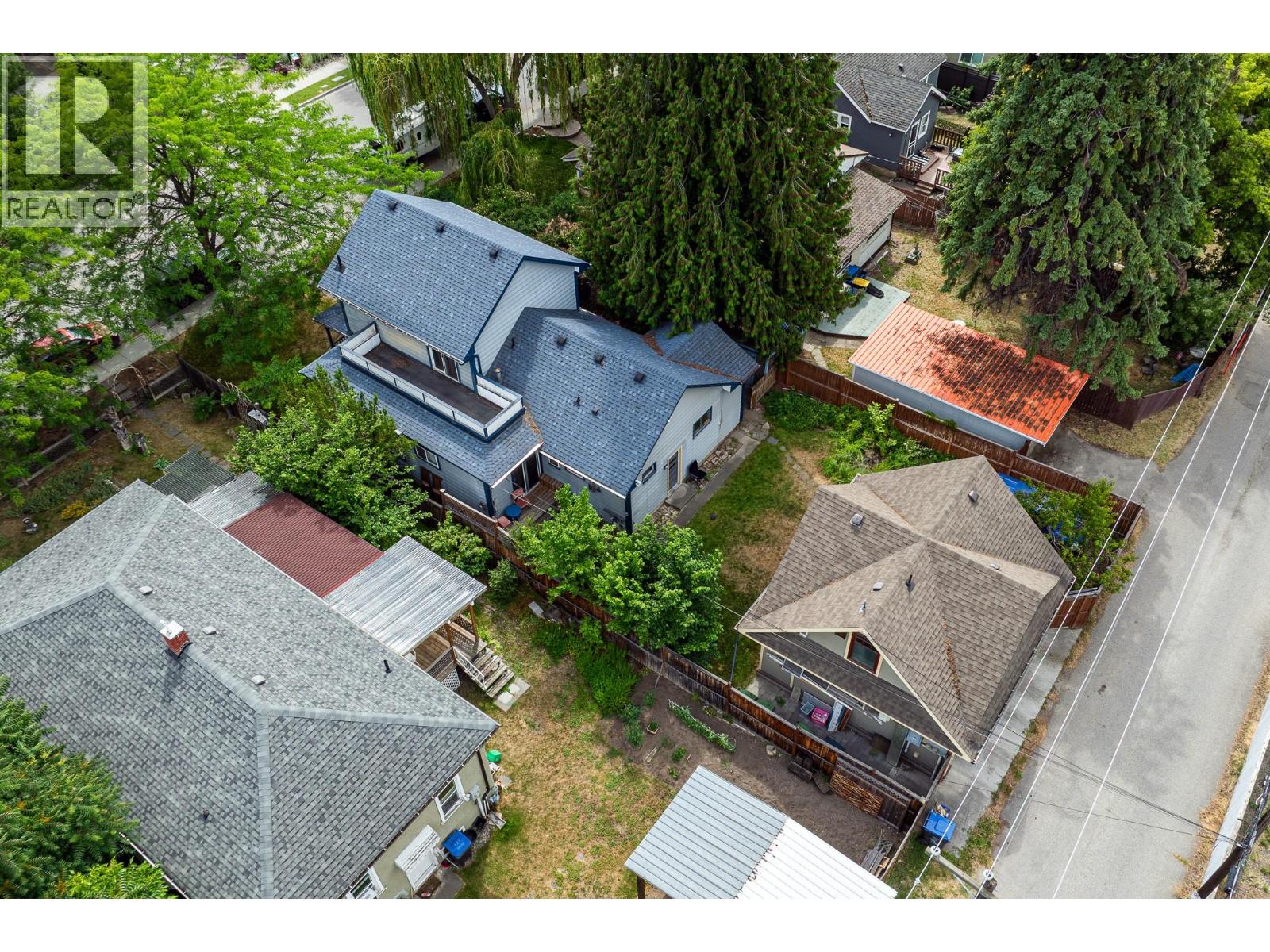 822 Lawrence Avenue, Kelowna, British Columbia  V1Y 6L9 - Photo 4 - 10393210