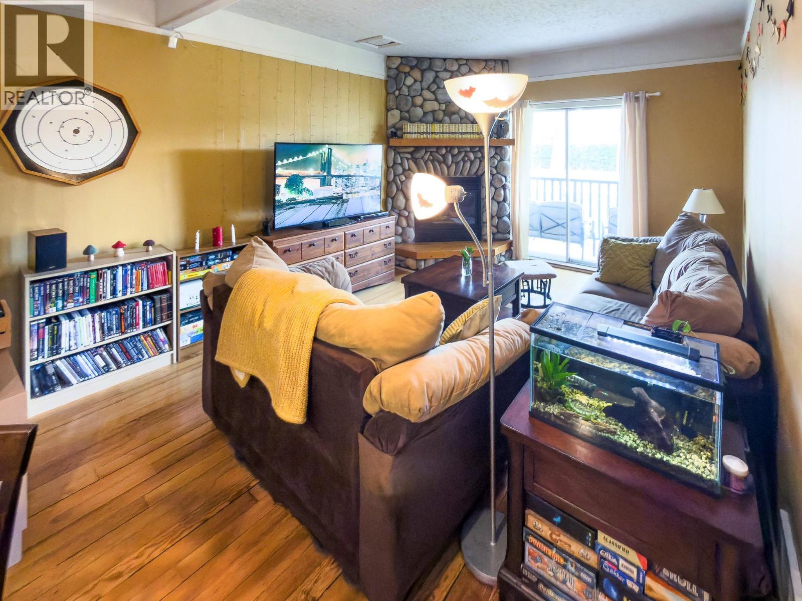 822 Lawrence Avenue, Kelowna, British Columbia  V1Y 6L9 - Photo 44 - 10393210