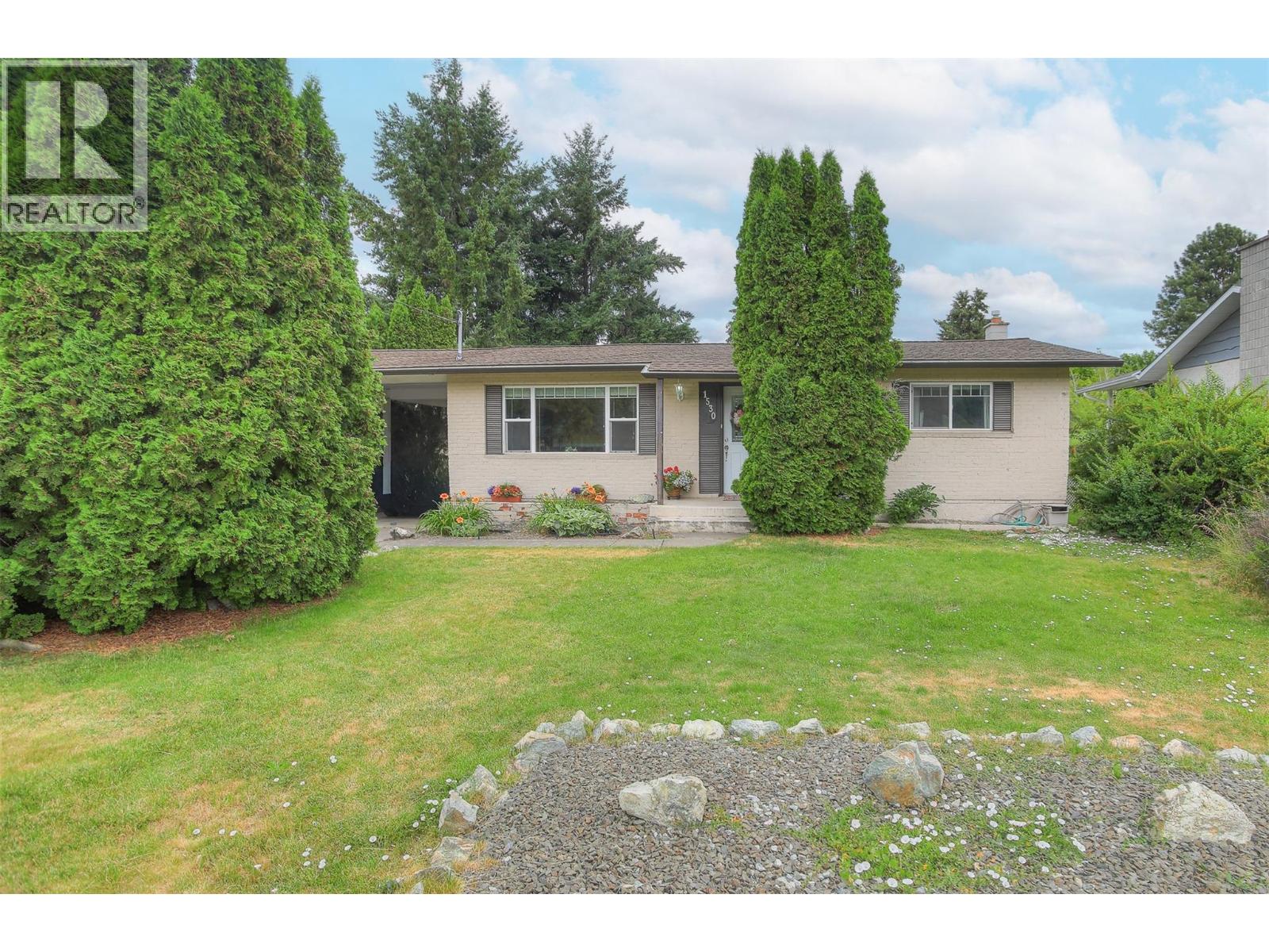 1530 Friesen Road, Kelowna, British Columbia  V1X 4X6 - Photo 1 - 10393180