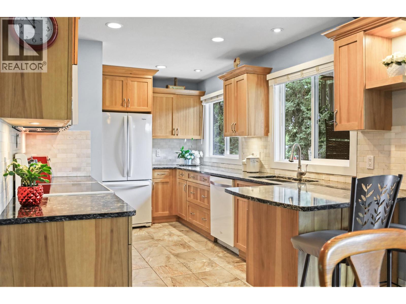 1530 Friesen Road, Kelowna, British Columbia  V1X 4X6 - Photo 8 - 10393180