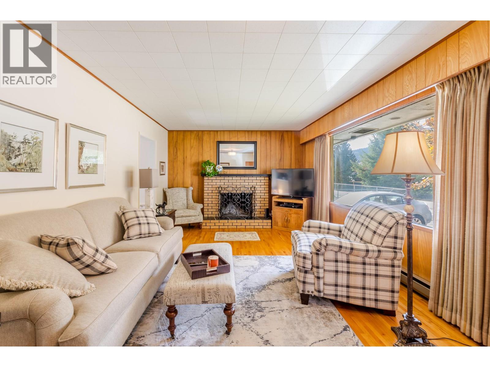 14001 Amm Avenue, Summerland, British Columbia  V0H 1Z0 - Photo 2 - 10393376