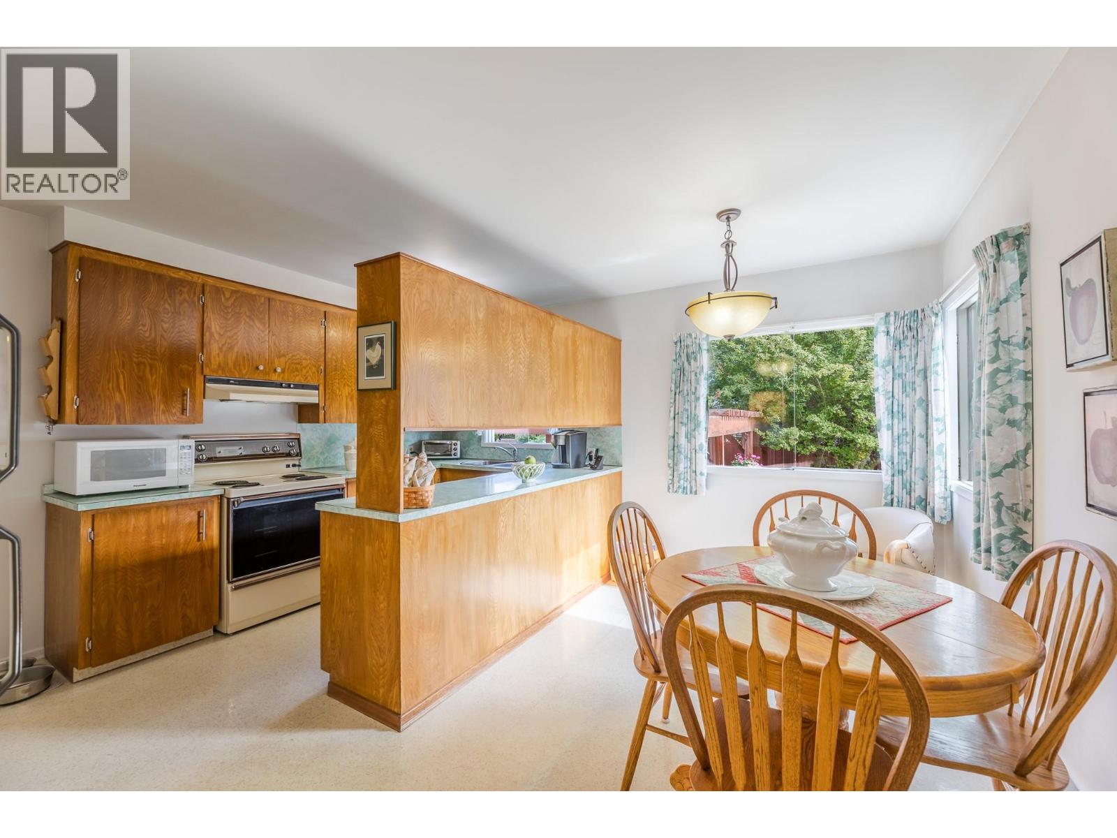 14001 Amm Avenue, Summerland, British Columbia  V0H 1Z0 - Photo 5 - 10393376