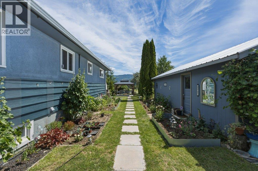 3580 20 Avenue Se, Salmon Arm, British Columbia  V1E 1X9 - Photo 38 - 10393337