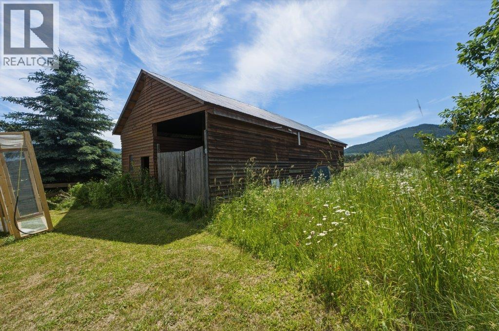 3580 20 Avenue Se, Salmon Arm, British Columbia  V1E 1X9 - Photo 42 - 10393337