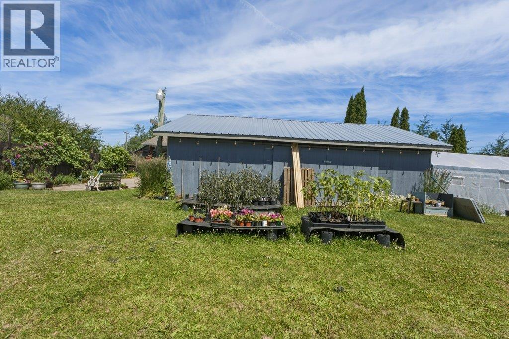 3580 20 Avenue Se, Salmon Arm, British Columbia  V1E 1X9 - Photo 44 - 10393337