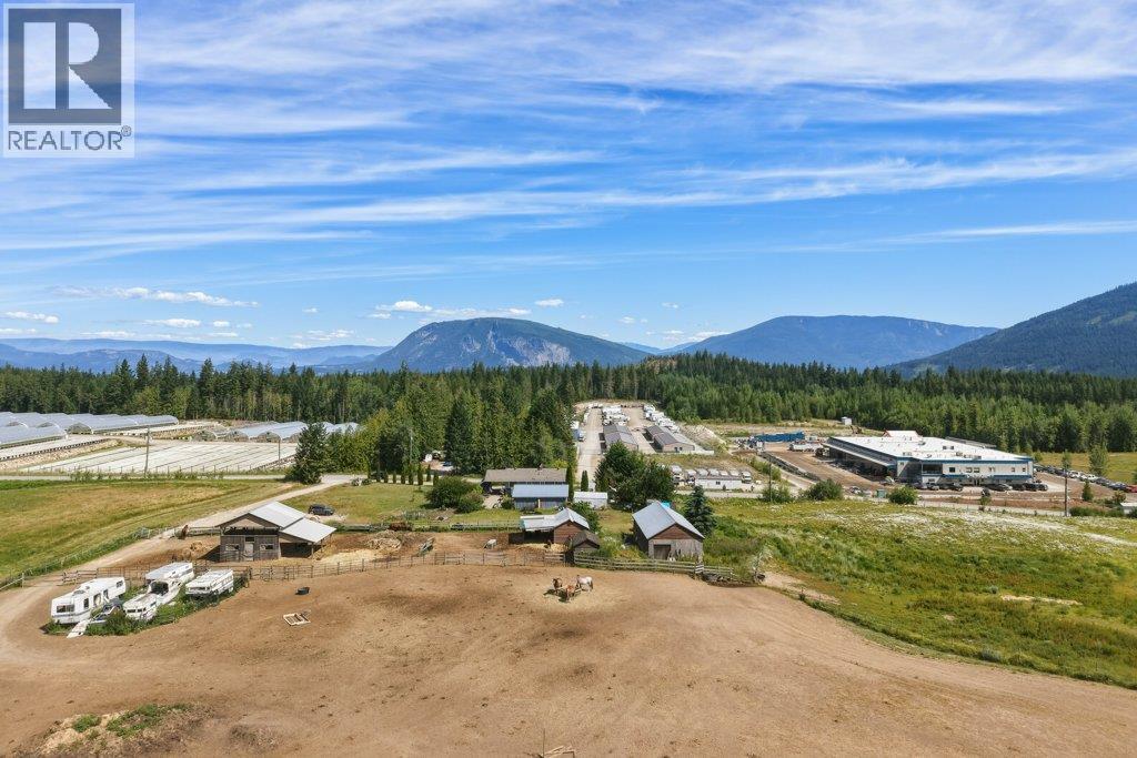 3580 20 Avenue Se, Salmon Arm, British Columbia  V1E 1X9 - Photo 50 - 10393337