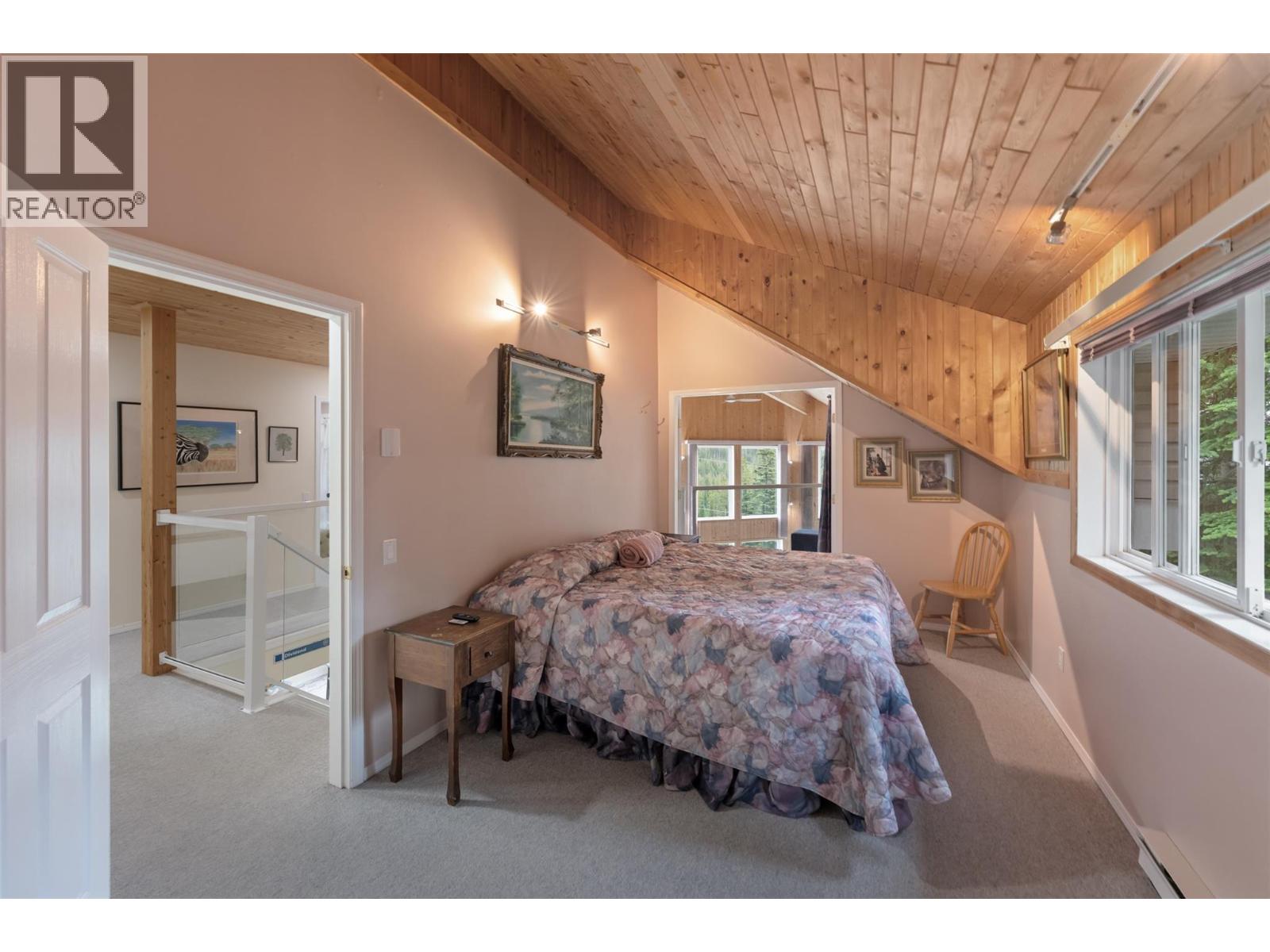 200 Cougar Road, Oliver, British Columbia  V0H 1T0 - Photo 31 - 10393212