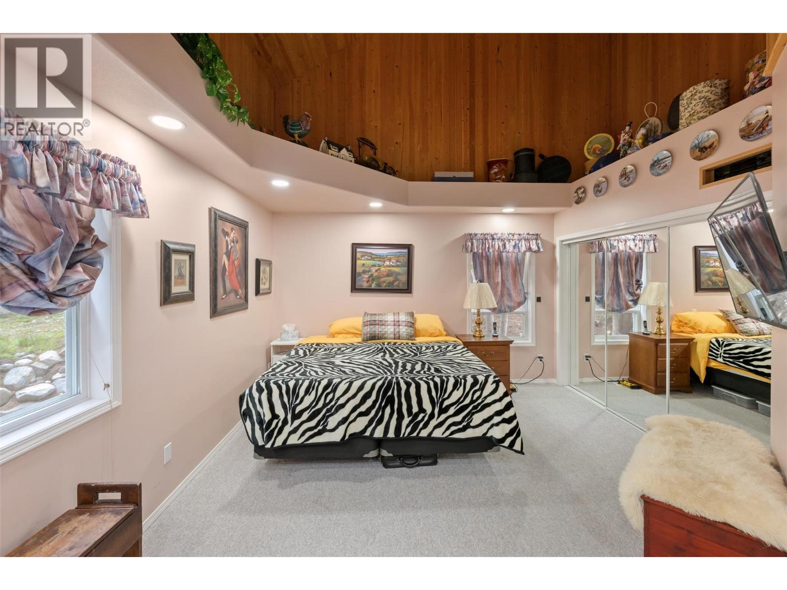 200 Cougar Road, Oliver, British Columbia  V0H 1T0 - Photo 42 - 10393212
