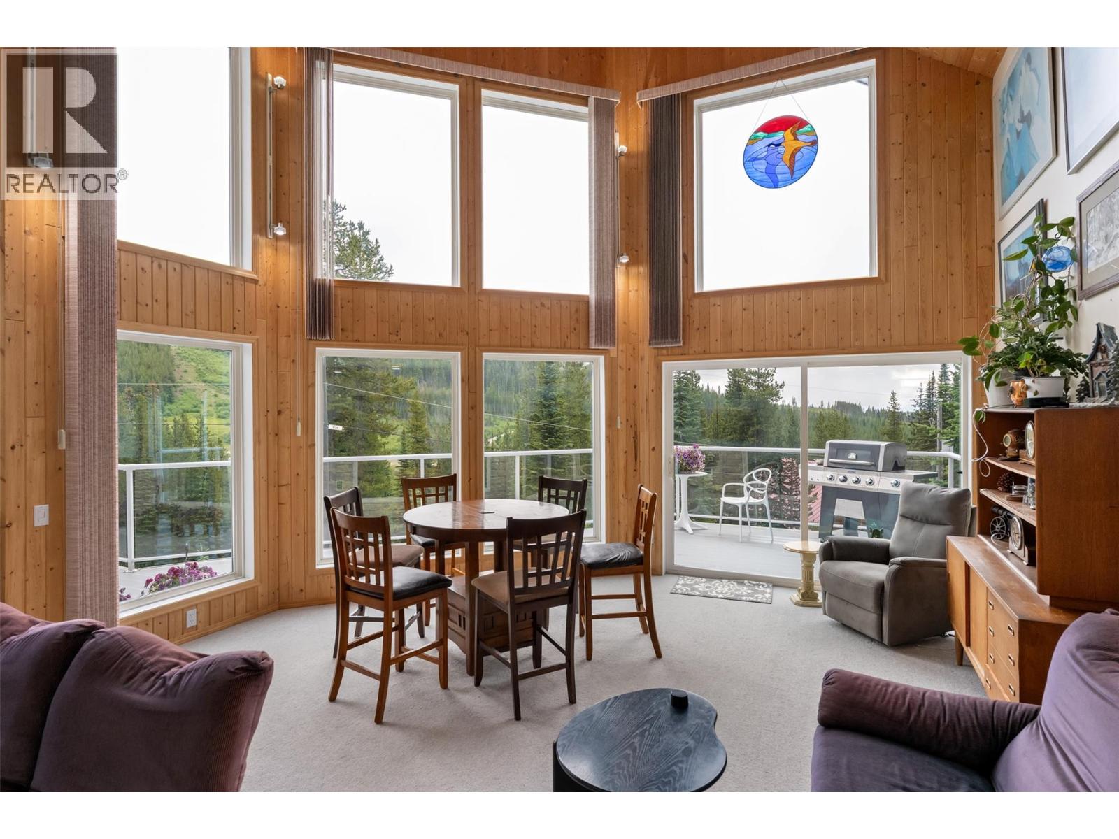 200 Cougar Road, Oliver, British Columbia  V0H 1T0 - Photo 6 - 10393212
