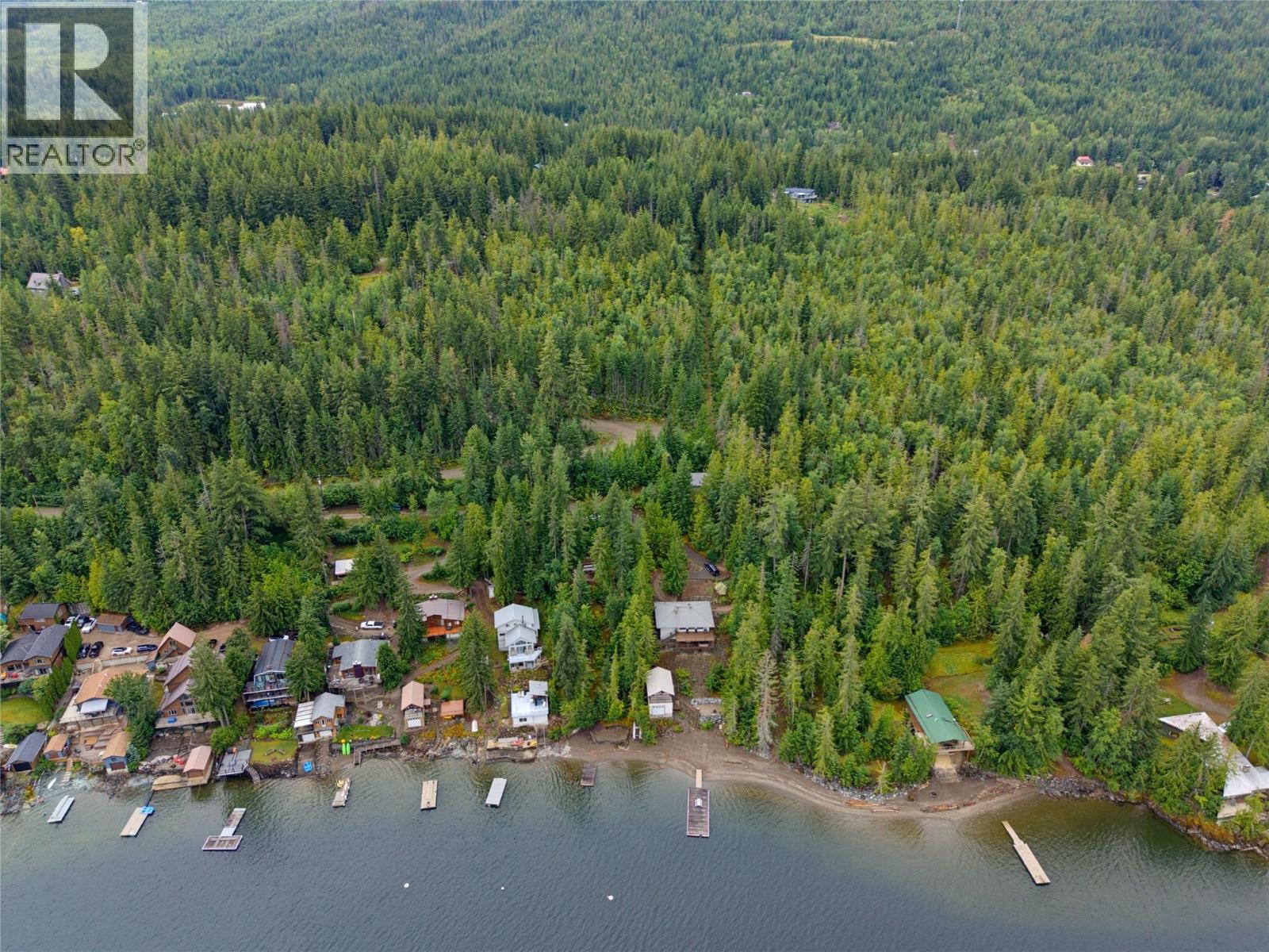 4255 Justin Road, Eagle Bay, British Columbia  V0E 1T0 - Photo 11 - 10392627