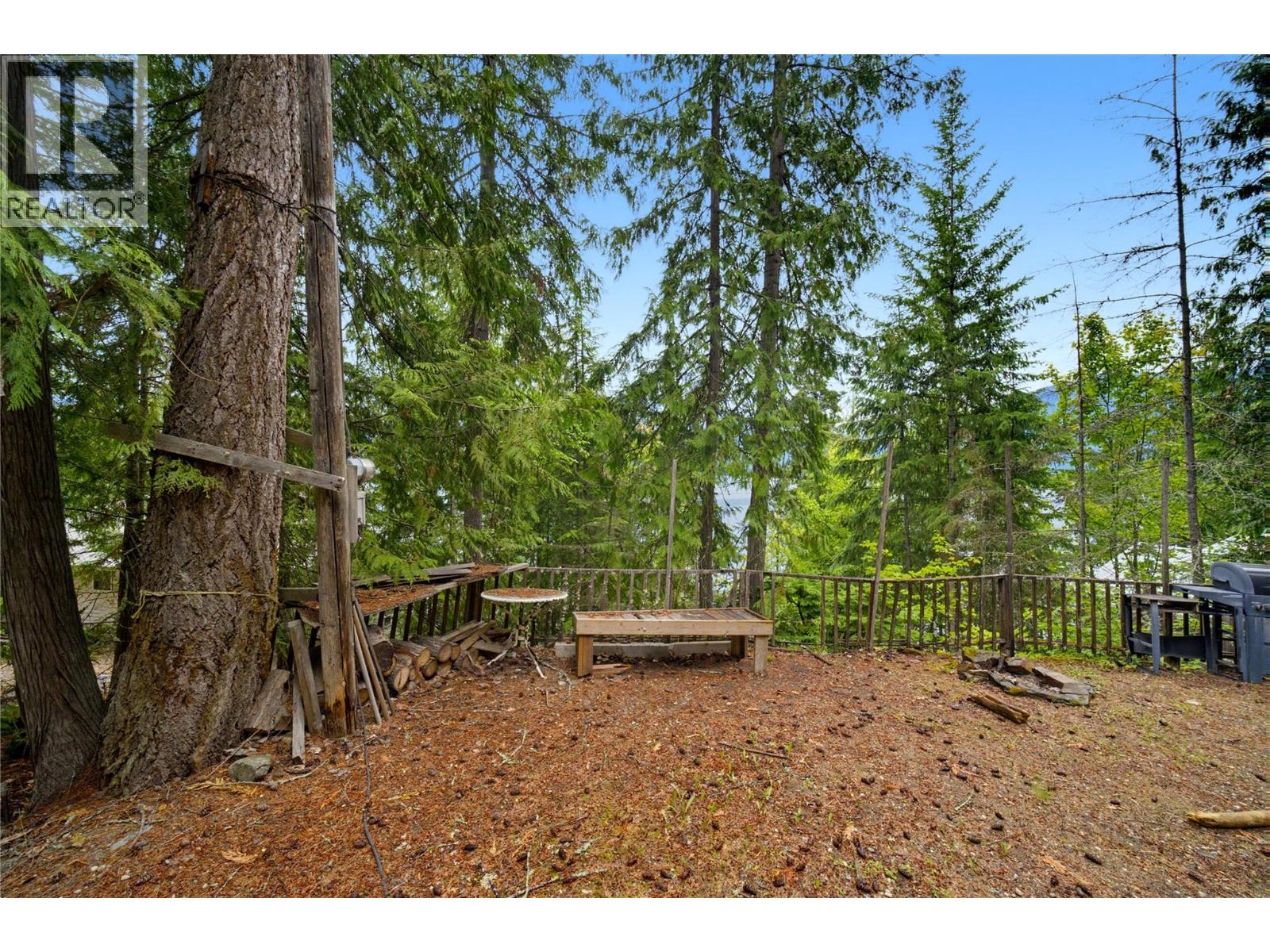4255 Justin Road, Eagle Bay, British Columbia  V0E 1T0 - Photo 16 - 10392627