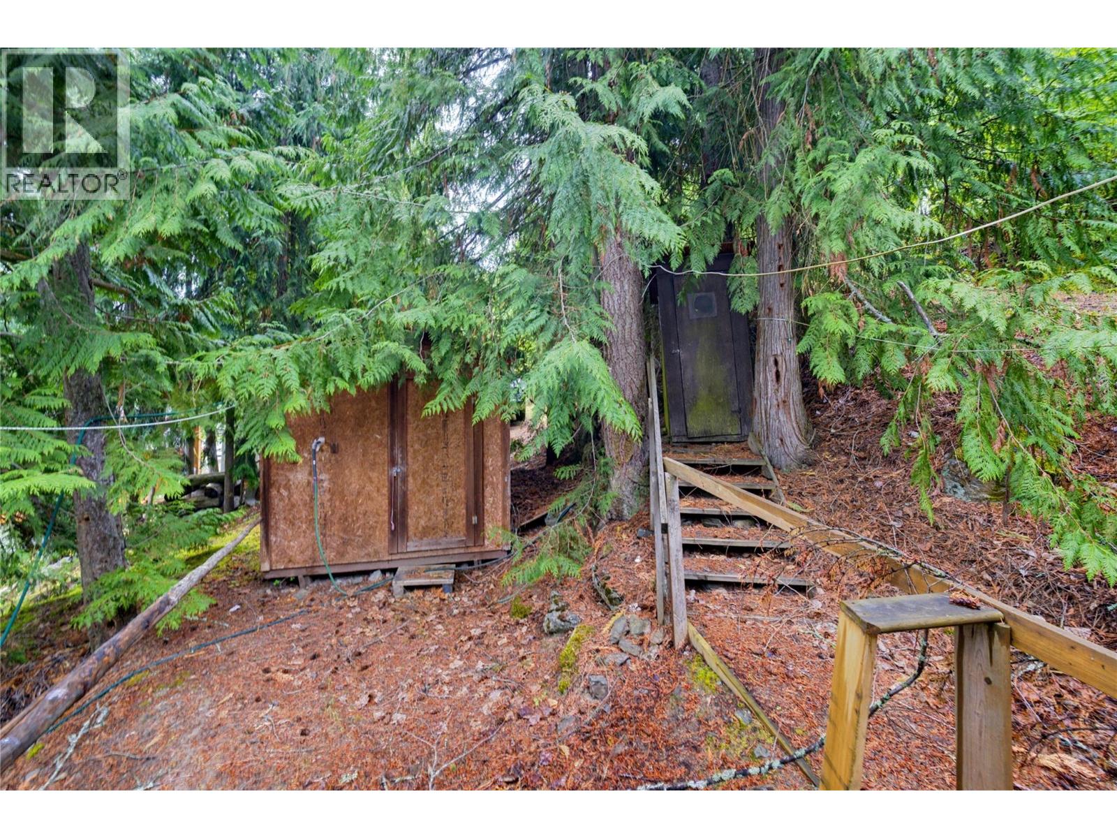 4255 Justin Road, Eagle Bay, British Columbia  V0E 1T0 - Photo 19 - 10392627