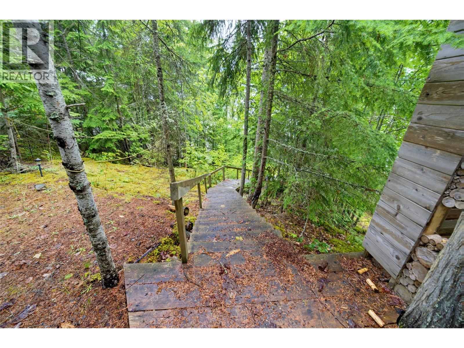 4255 Justin Road, Eagle Bay, British Columbia  V0E 1T0 - Photo 22 - 10392627
