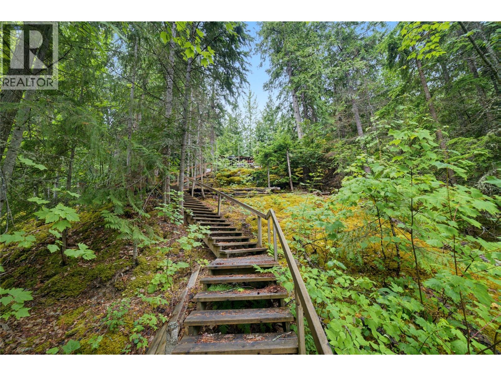 4255 Justin Road, Eagle Bay, British Columbia  V0E 1T0 - Photo 24 - 10392627