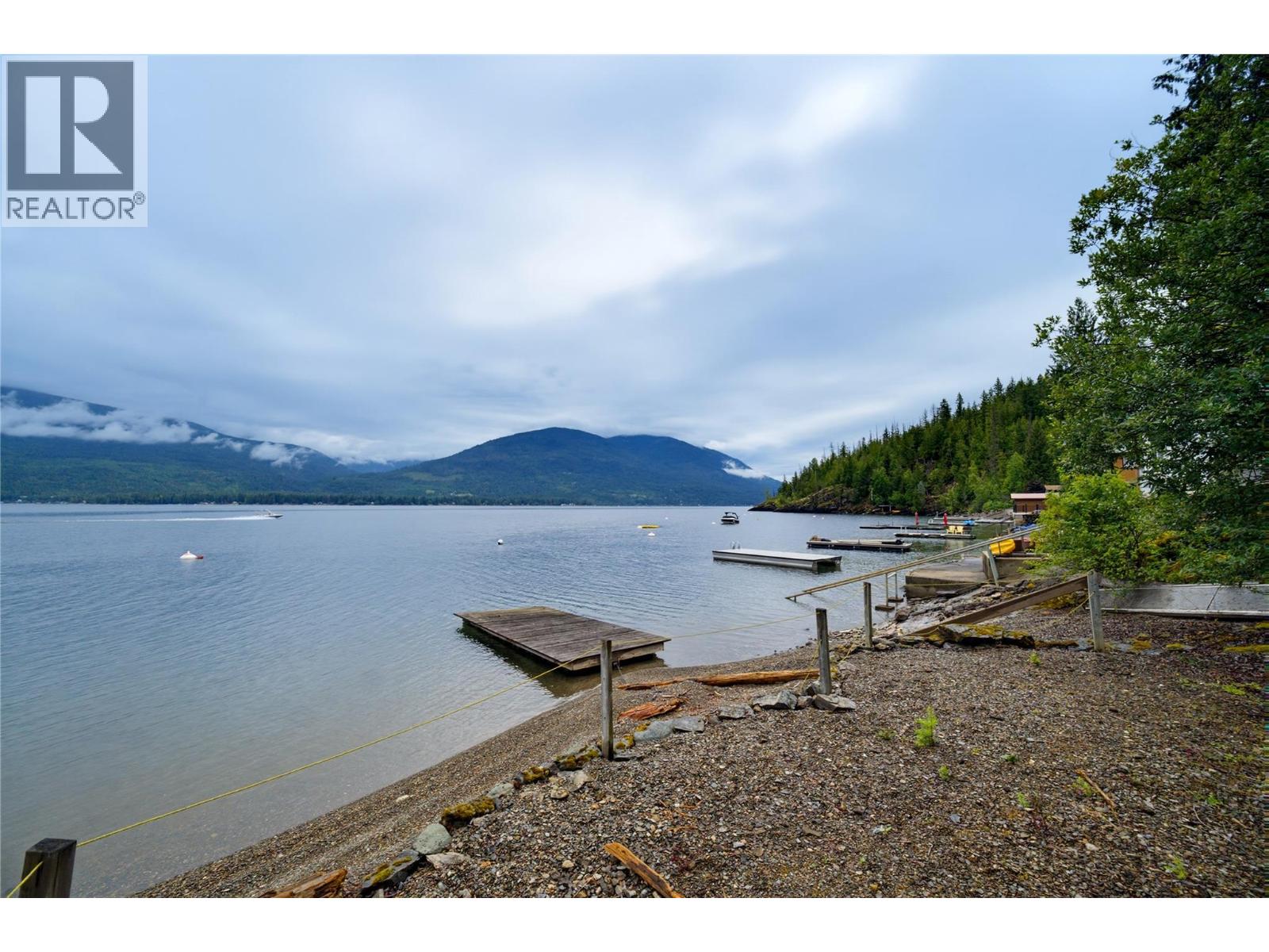 4255 Justin Road, Eagle Bay, British Columbia  V0E 1T0 - Photo 28 - 10392627