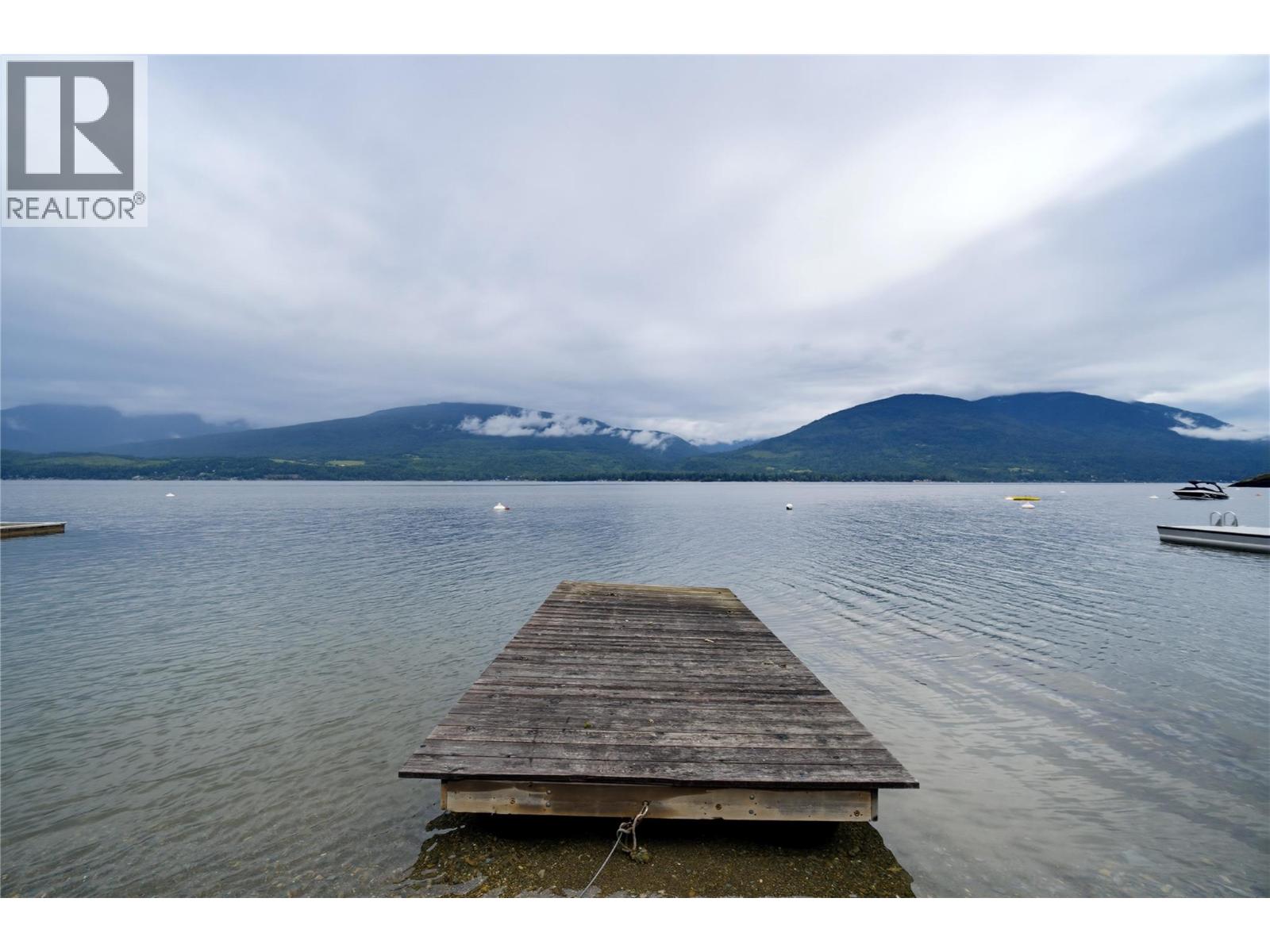 4255 Justin Road, Eagle Bay, British Columbia  V0E 1T0 - Photo 30 - 10392627
