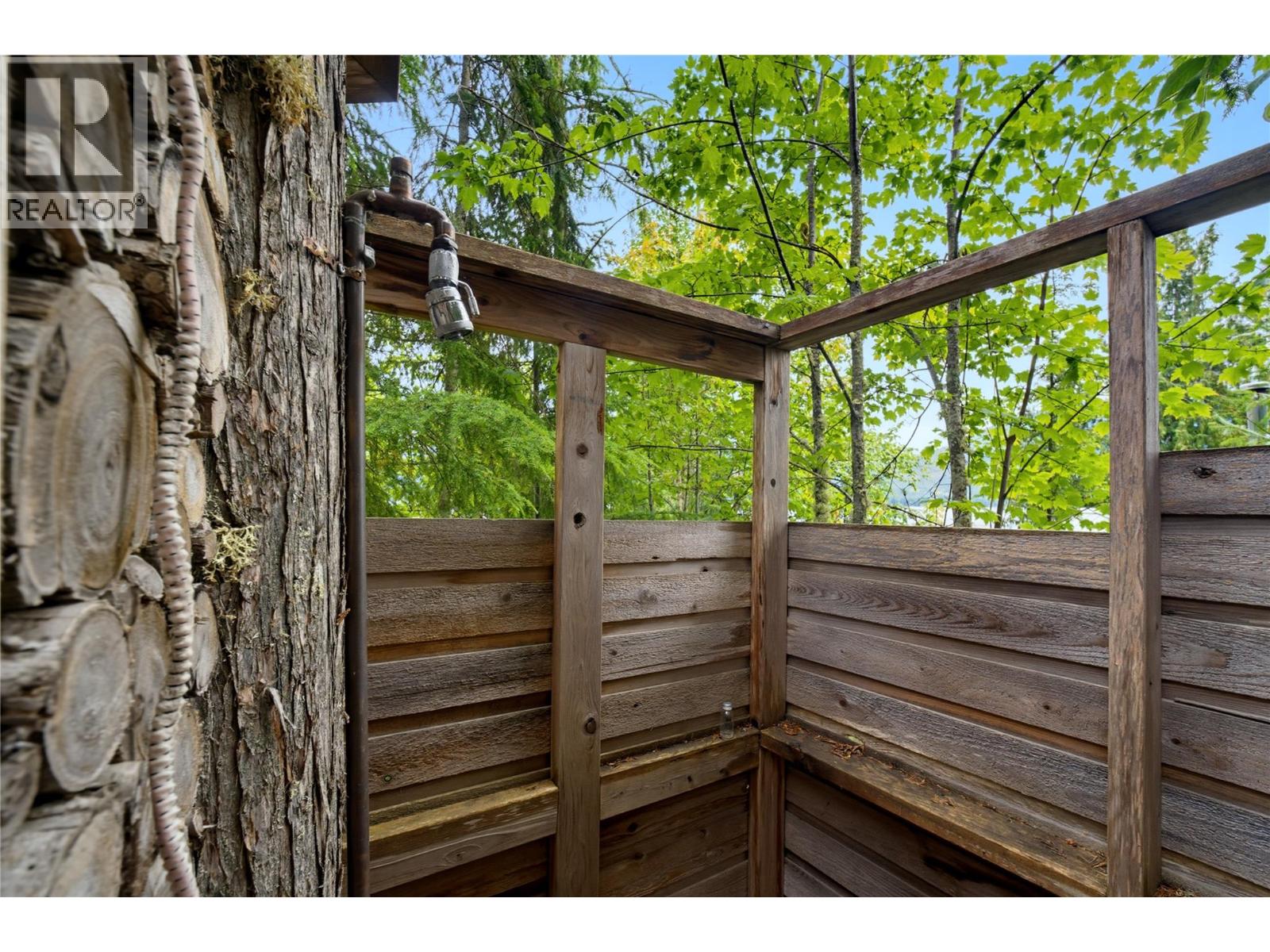 4255 Justin Road, Eagle Bay, British Columbia  V0E 1T0 - Photo 33 - 10392627