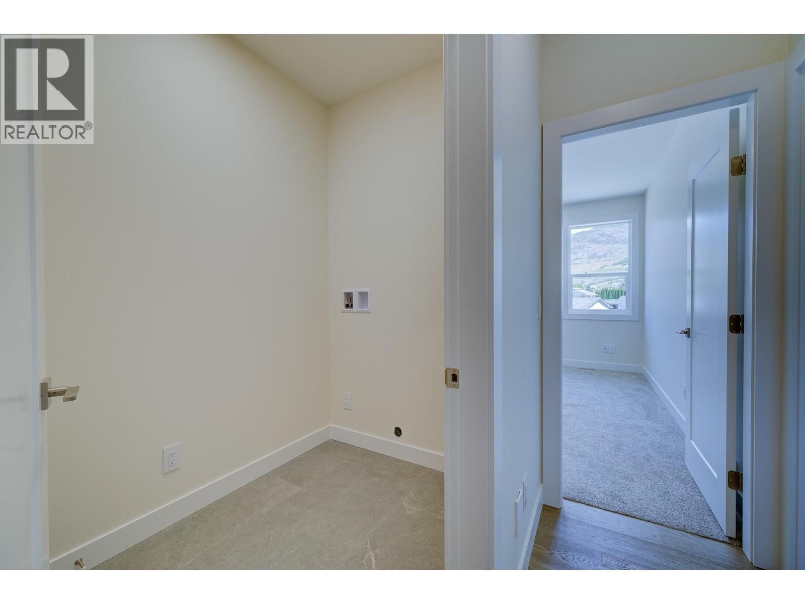 3224 Bank Road, Kamloops, British Columbia  V2B 6Z7 - Photo 20 - 10393422