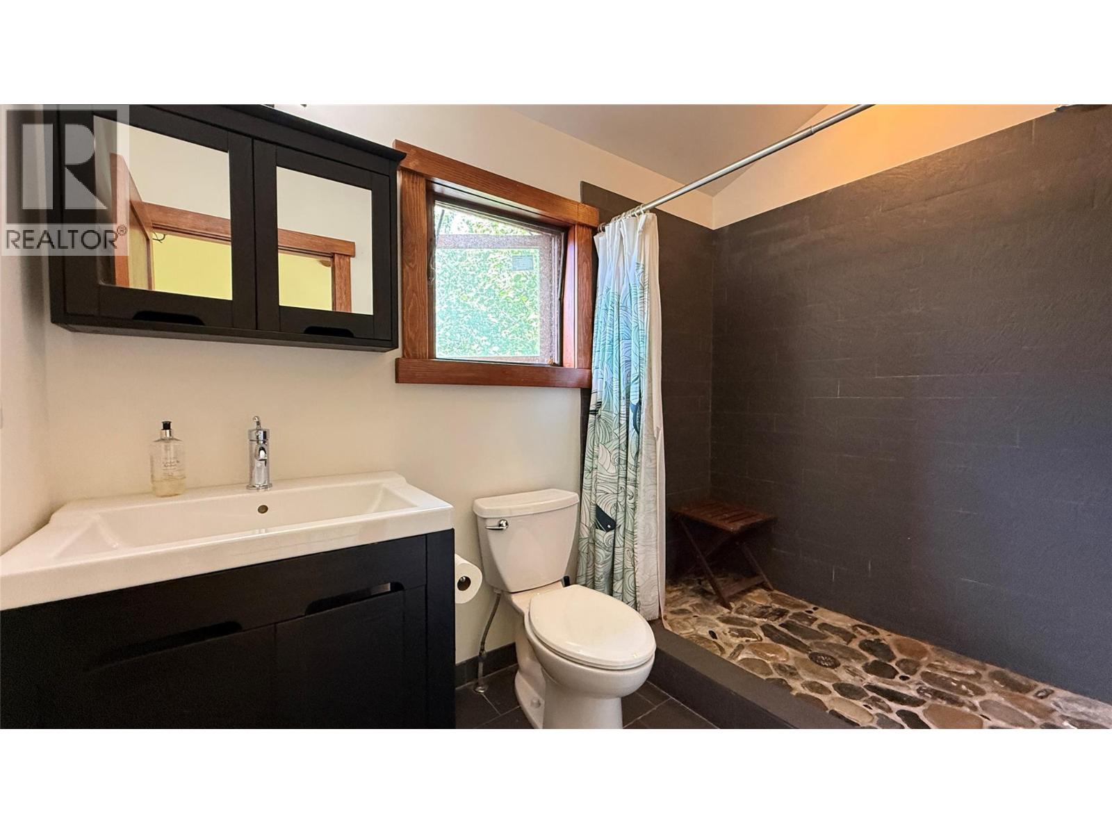 113 Kootenay Lake Road, Procter, British Columbia  V0G 1V0 - Photo 42 - 10393265