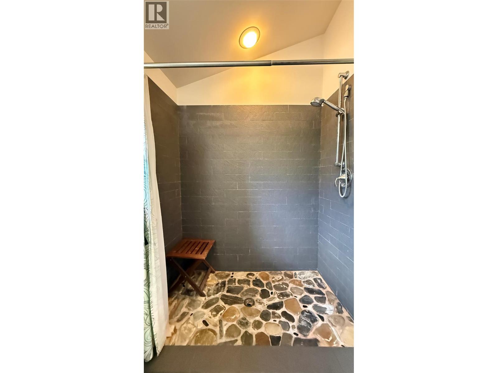 113 Kootenay Lake Road, Procter, British Columbia  V0G 1V0 - Photo 43 - 10393265
