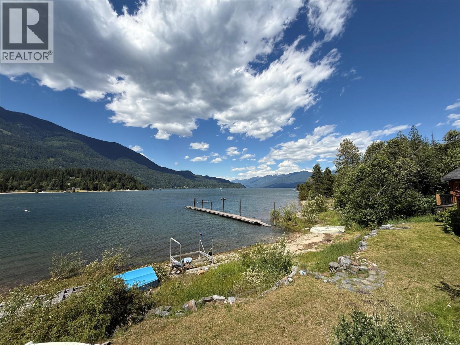 113 Kootenay Lake Road, Procter, British Columbia  V0G 1V0 - Photo 5 - 10393265