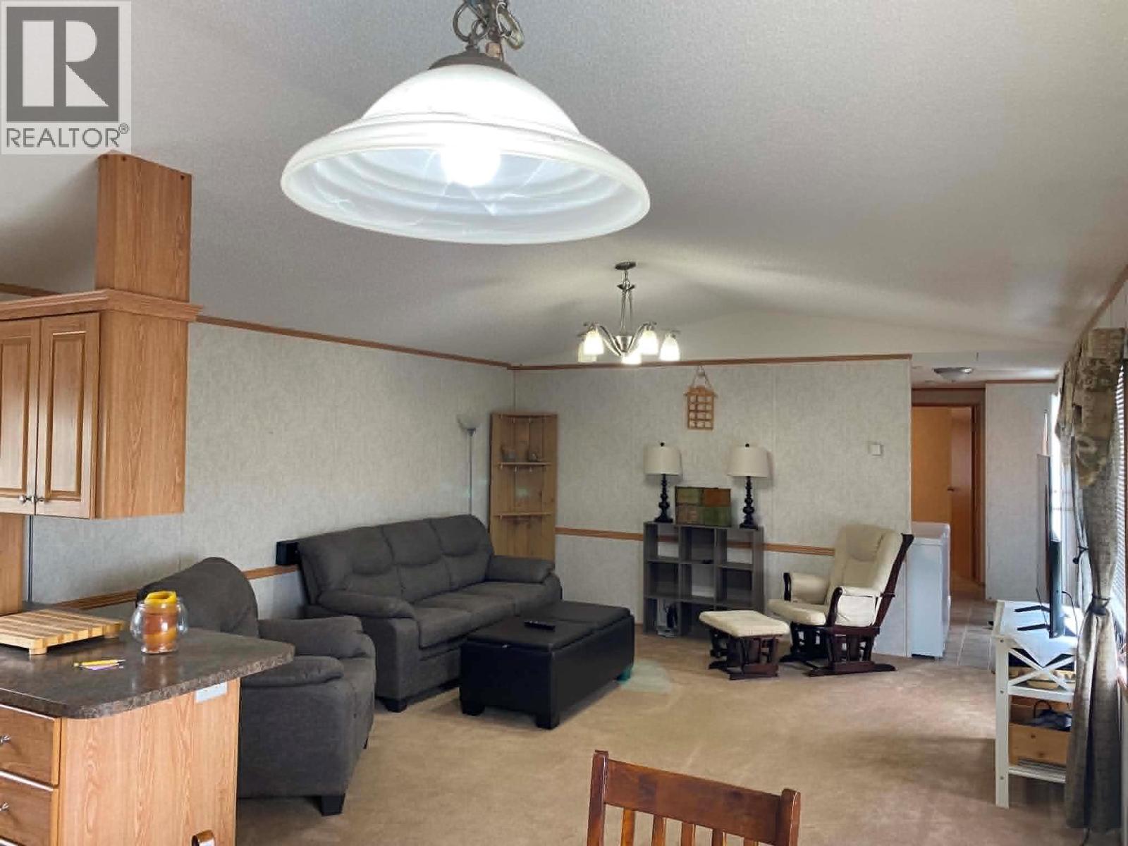 9800 18 Street Unit# 18, Dawson Creek, British Columbia  V1G 5A4 - Photo 3 - 10393304