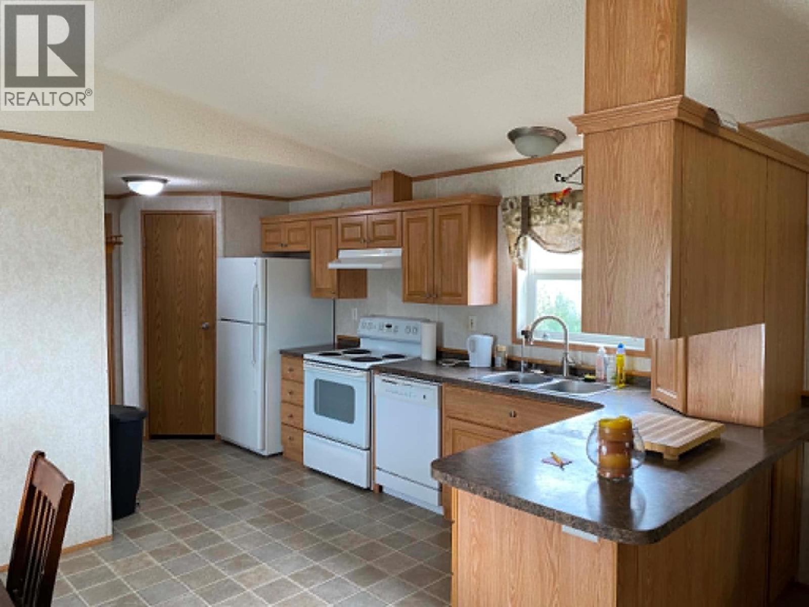 9800 18 Street Unit# 18, Dawson Creek, British Columbia  V1G 5A4 - Photo 4 - 10393304