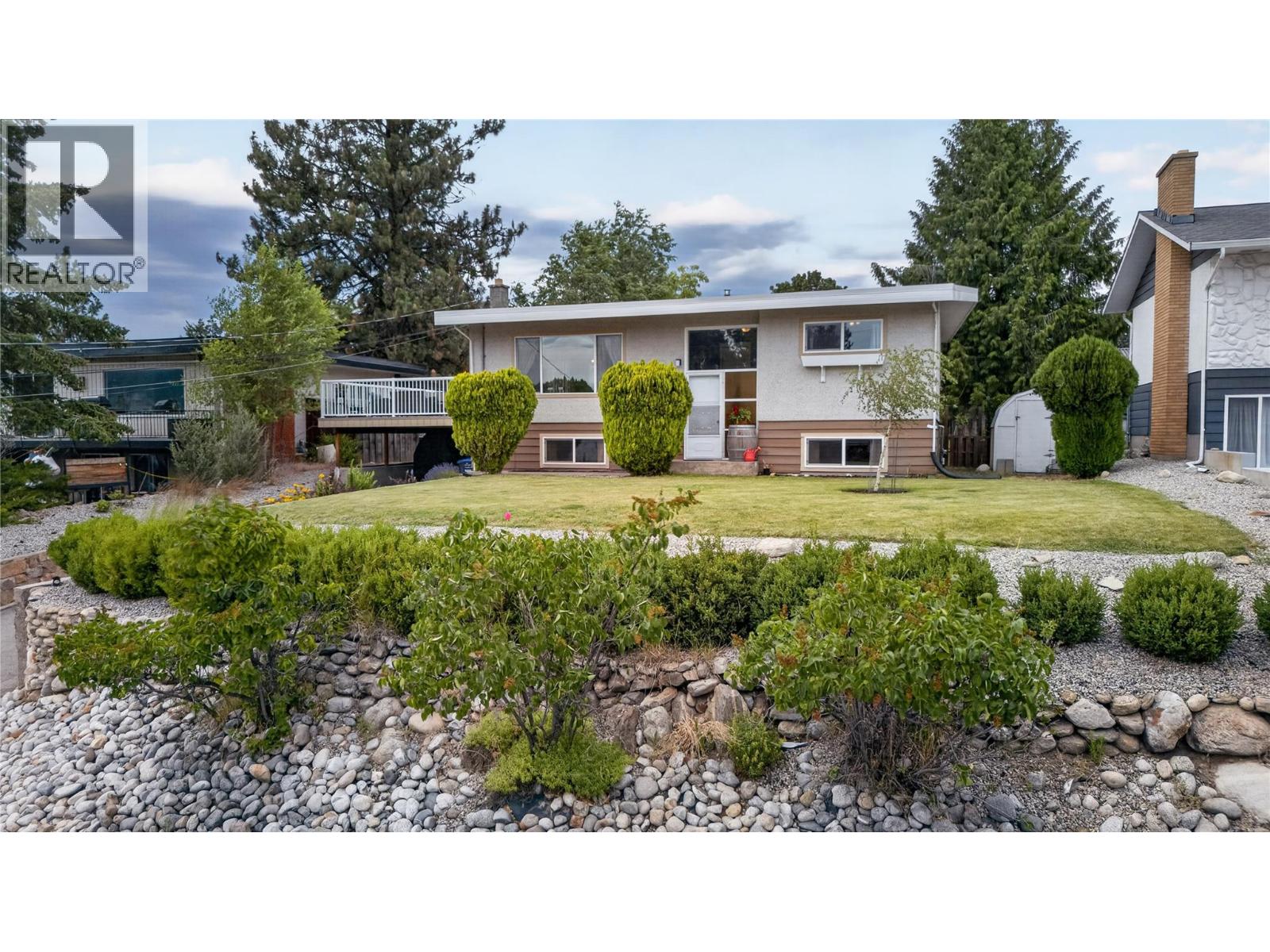 162 Woodlands Place, Penticton, British Columbia  V2A 3B2 - Photo 1 - 10393106