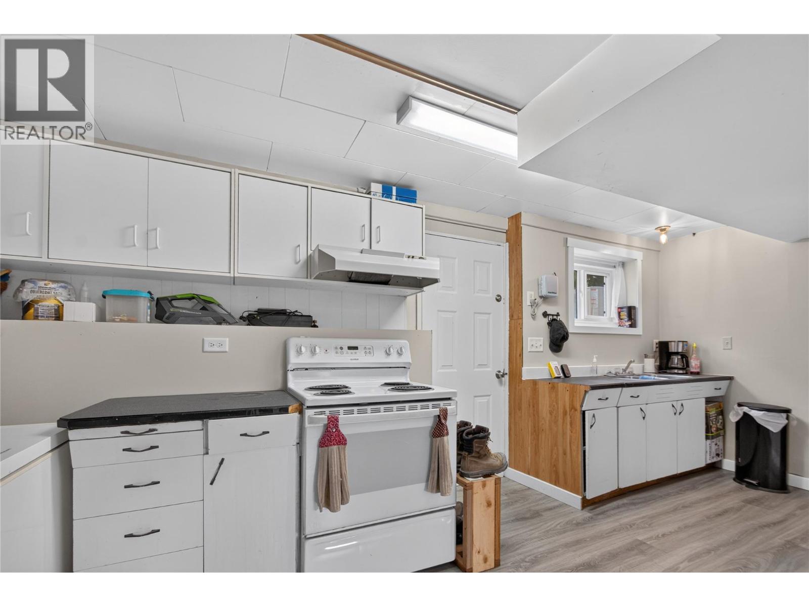 162 Woodlands Place, Penticton, British Columbia  V2A 3B2 - Photo 22 - 10393106