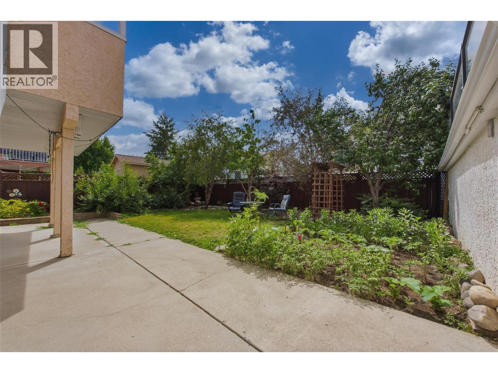 417 Wigglesworth Crescent, Kelowna, British Columbia  V1X 7N3 - Photo 45 - 10393358