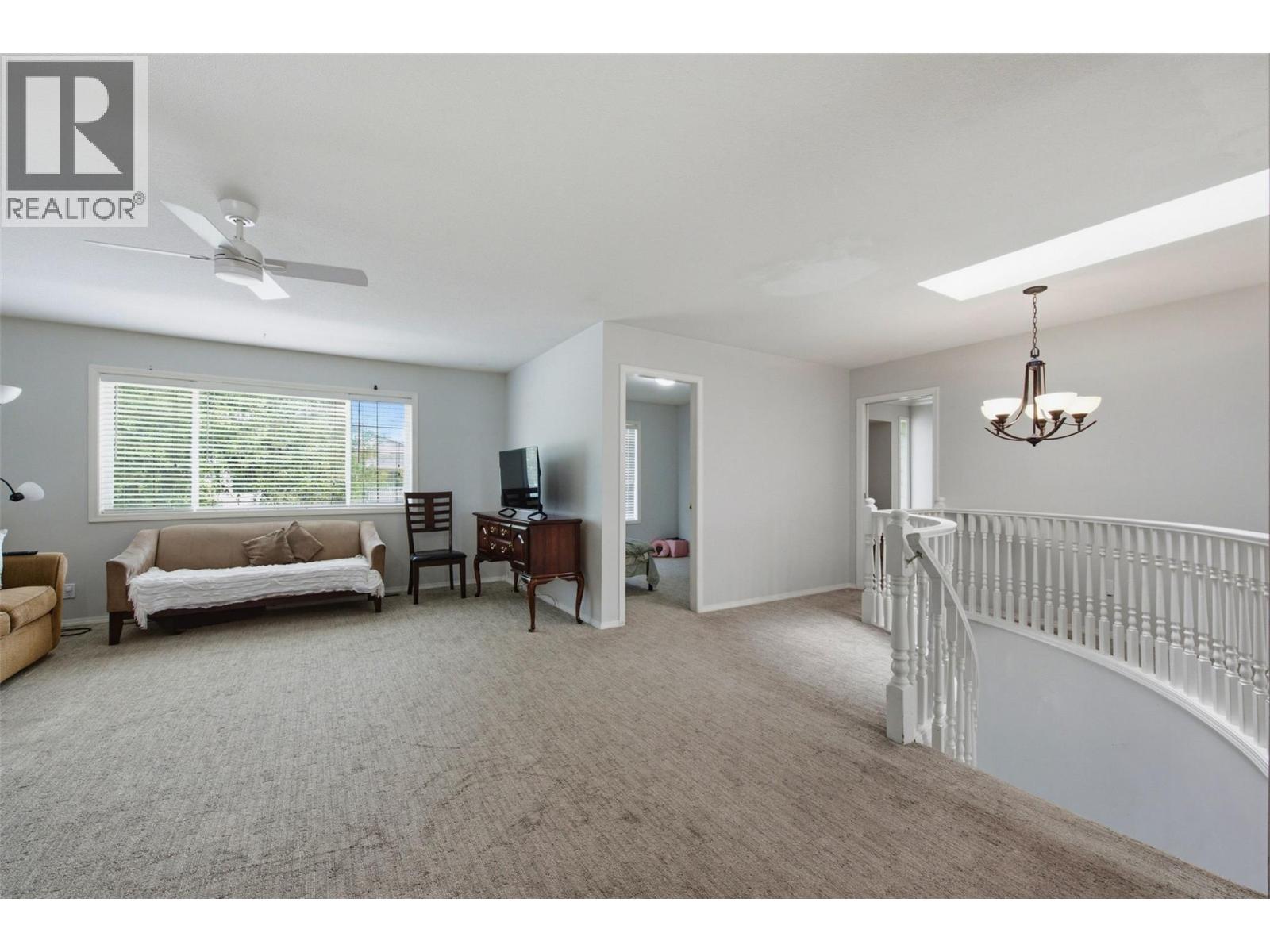417 Wigglesworth Crescent, Kelowna, British Columbia  V1X 7N3 - Photo 8 - 10393358